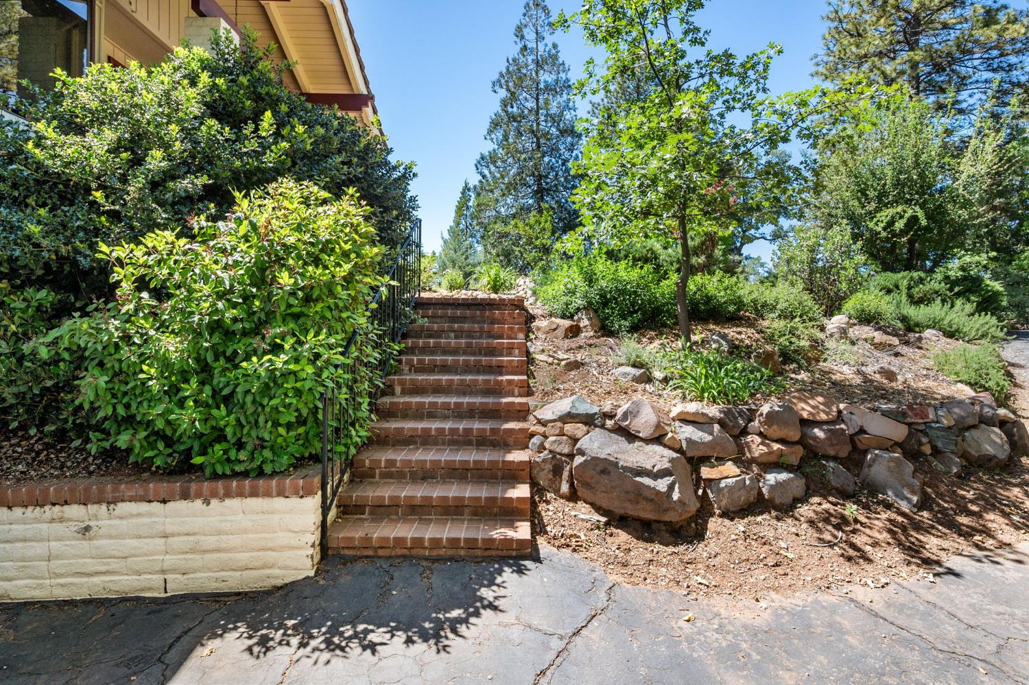 1051 Sandalwood Drive