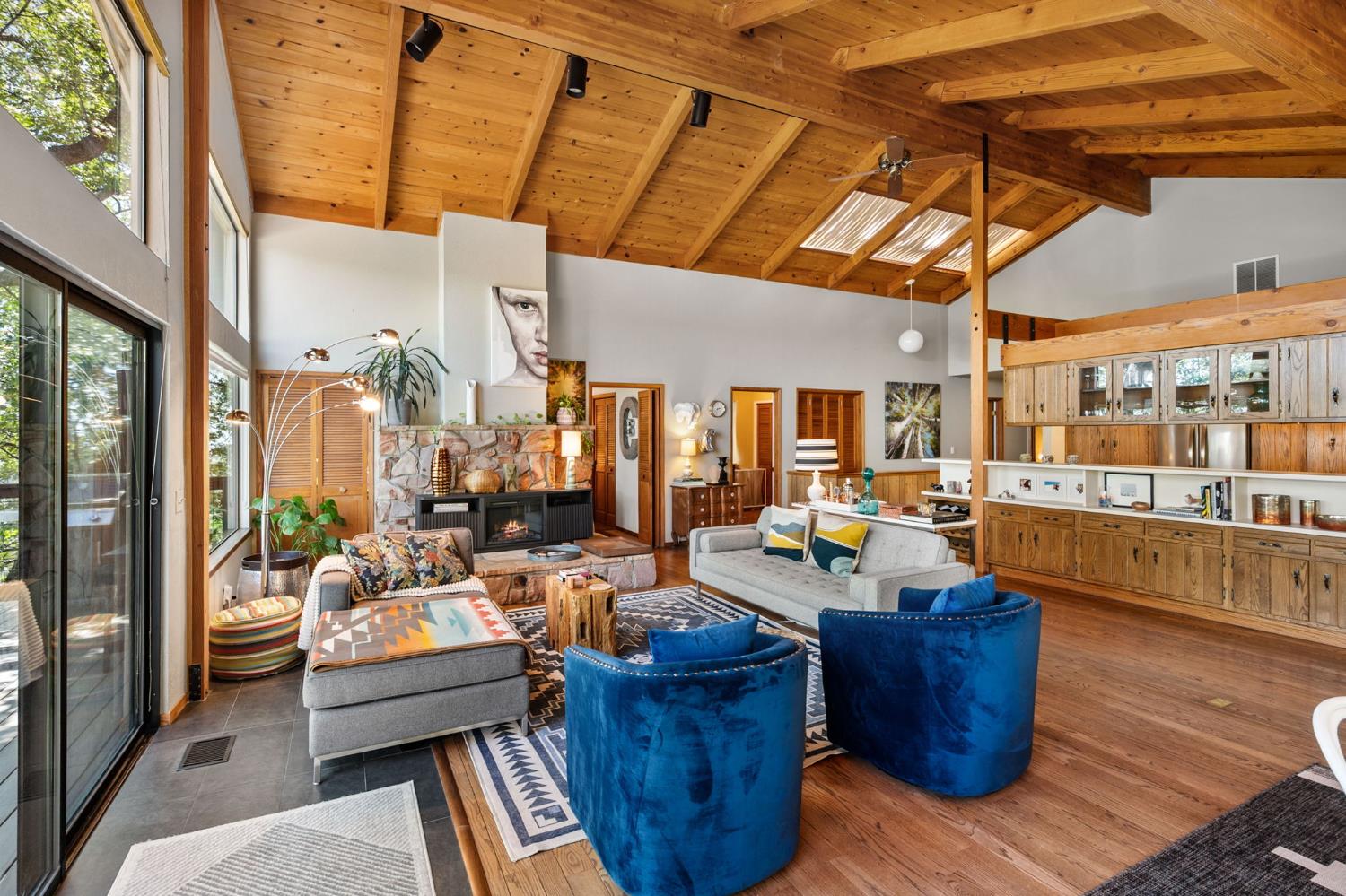 1051 Sandalwood Drive