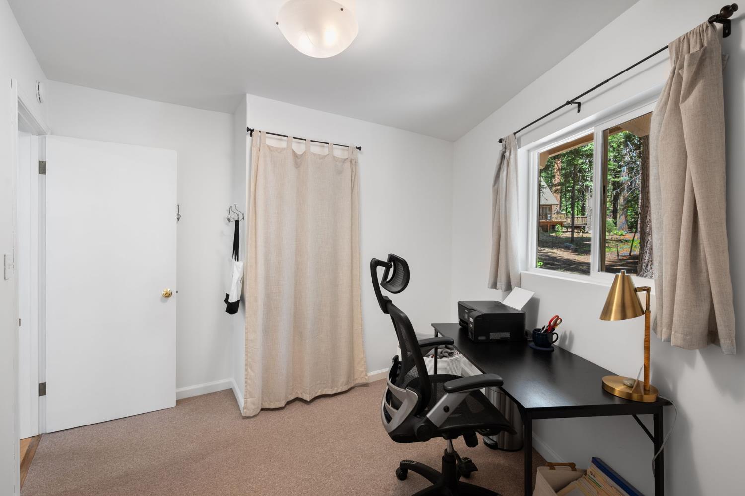 5004 Hokan Circle