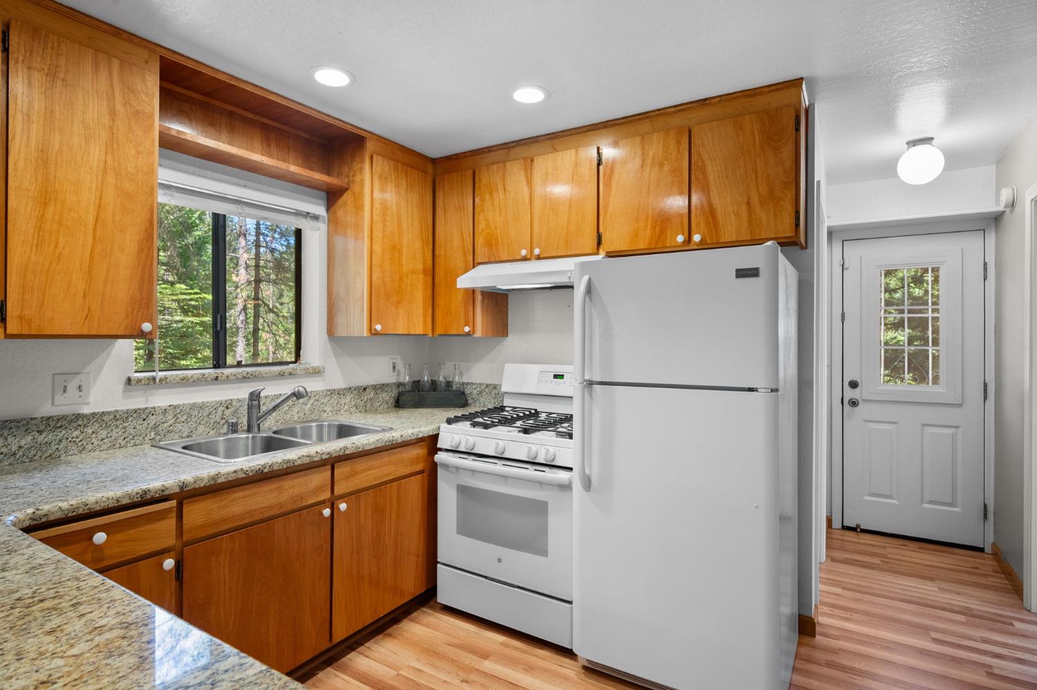 2415 Murphys Drive