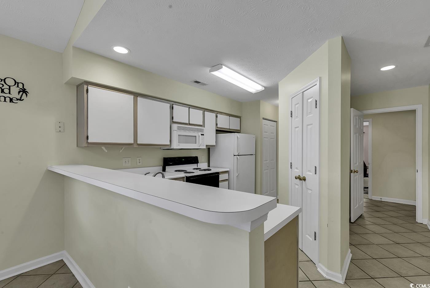 320 Pinehurst Ln. Unit: 11H