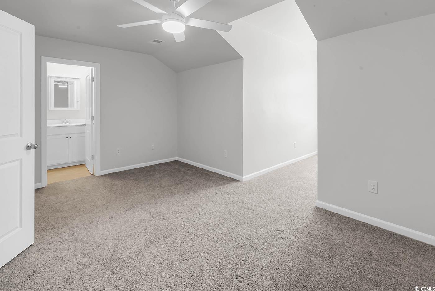 87 Vineyard Place Unit: 34