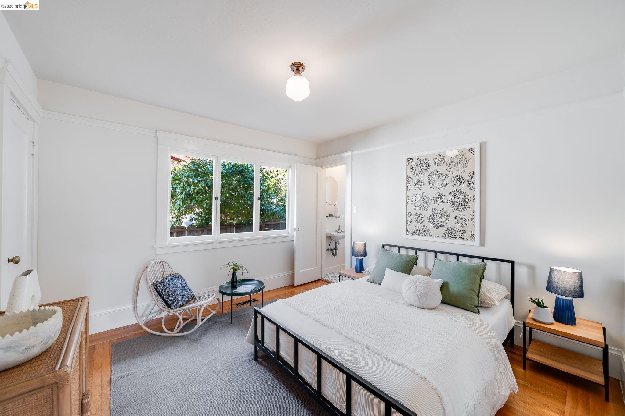 2401 Carleton Street