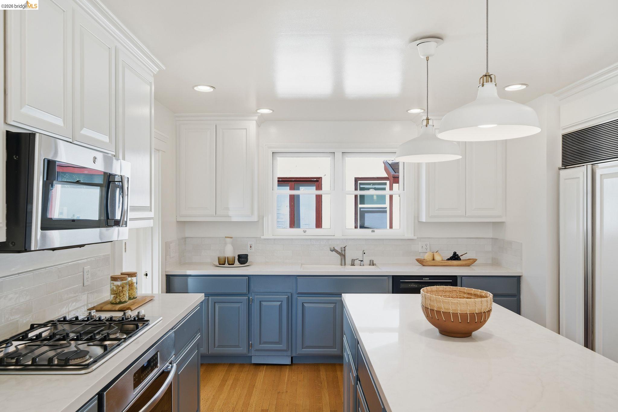 2401 Carleton Street