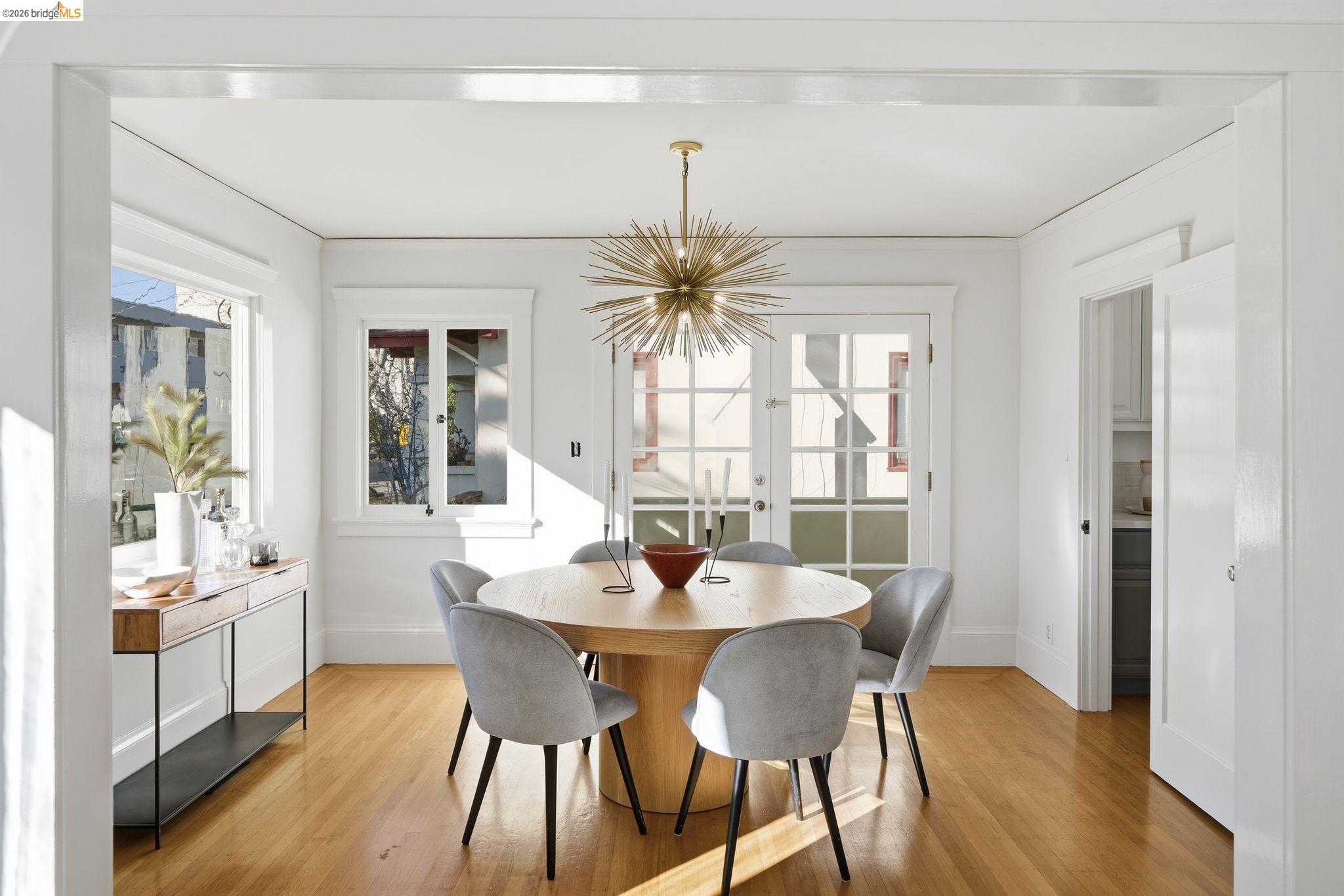 2401 Carleton Street