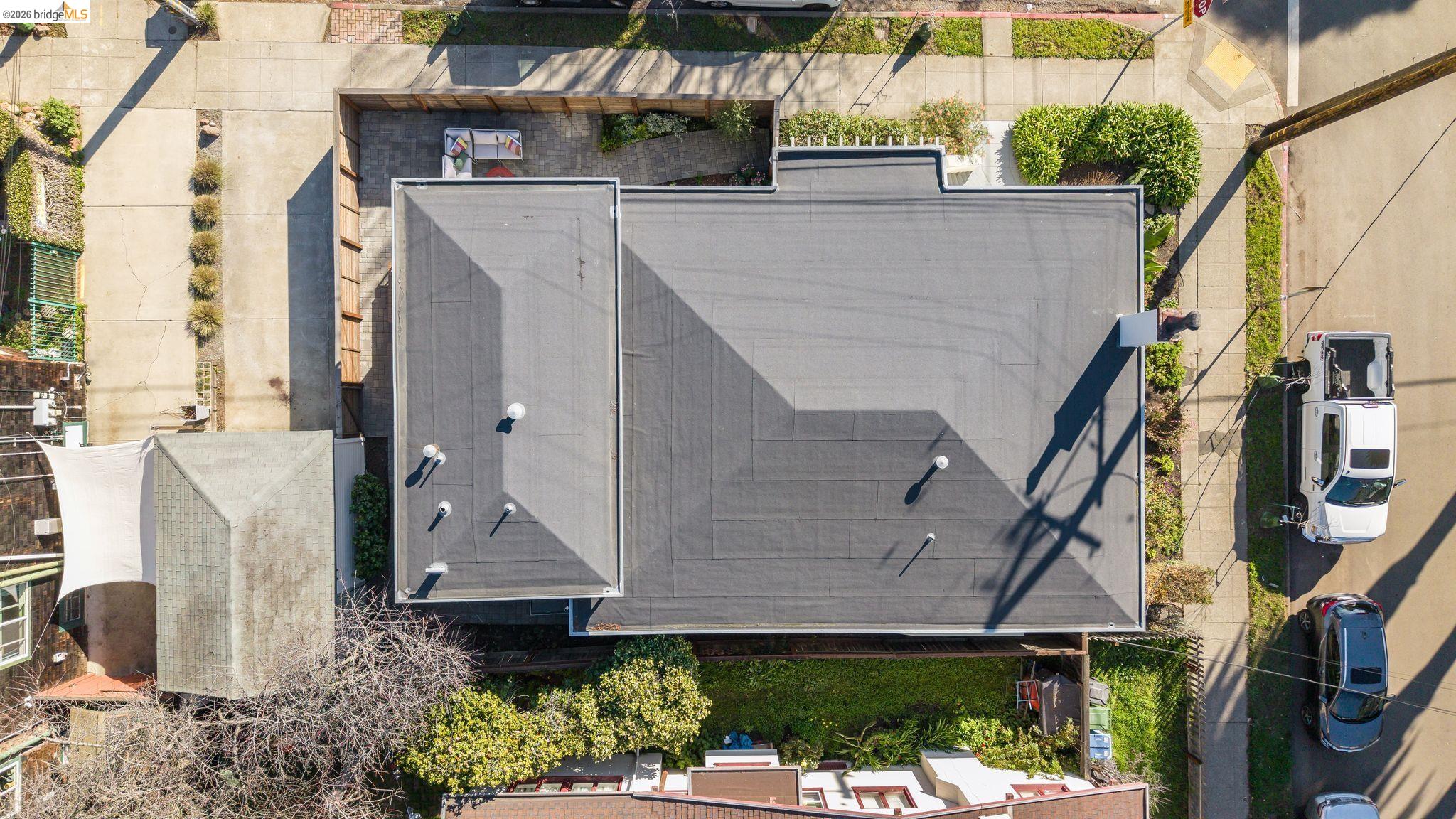 2401 Carleton Street