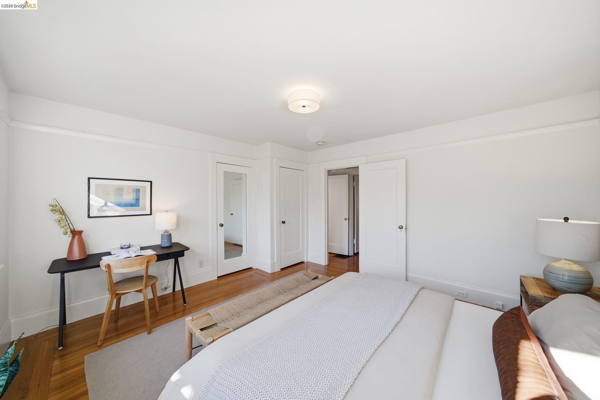 2401 Carleton Street