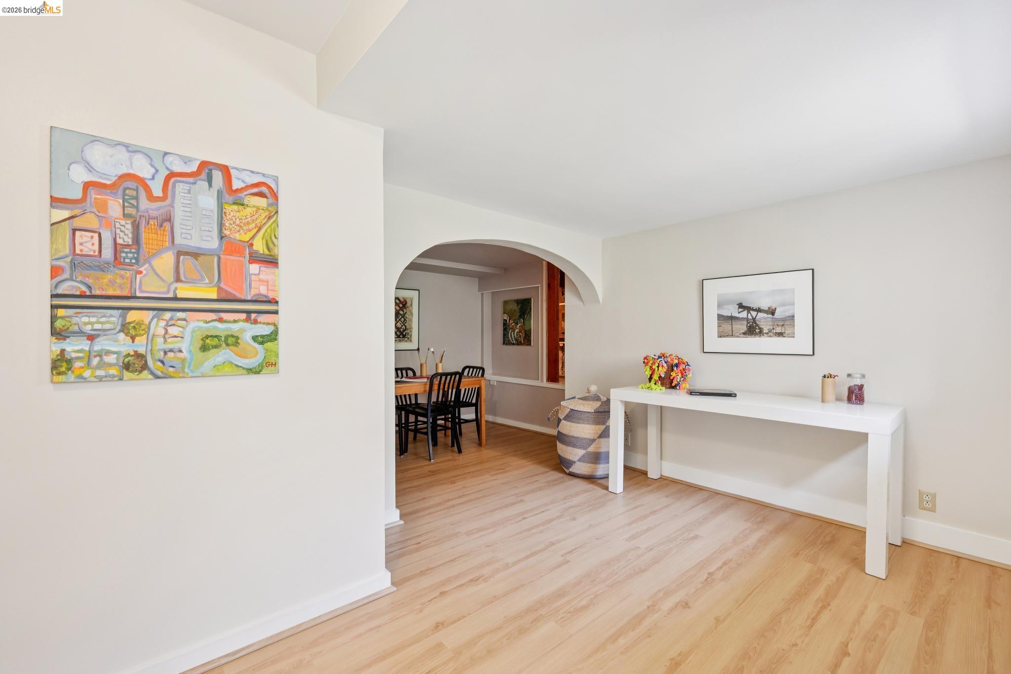 664 Vincente Ave