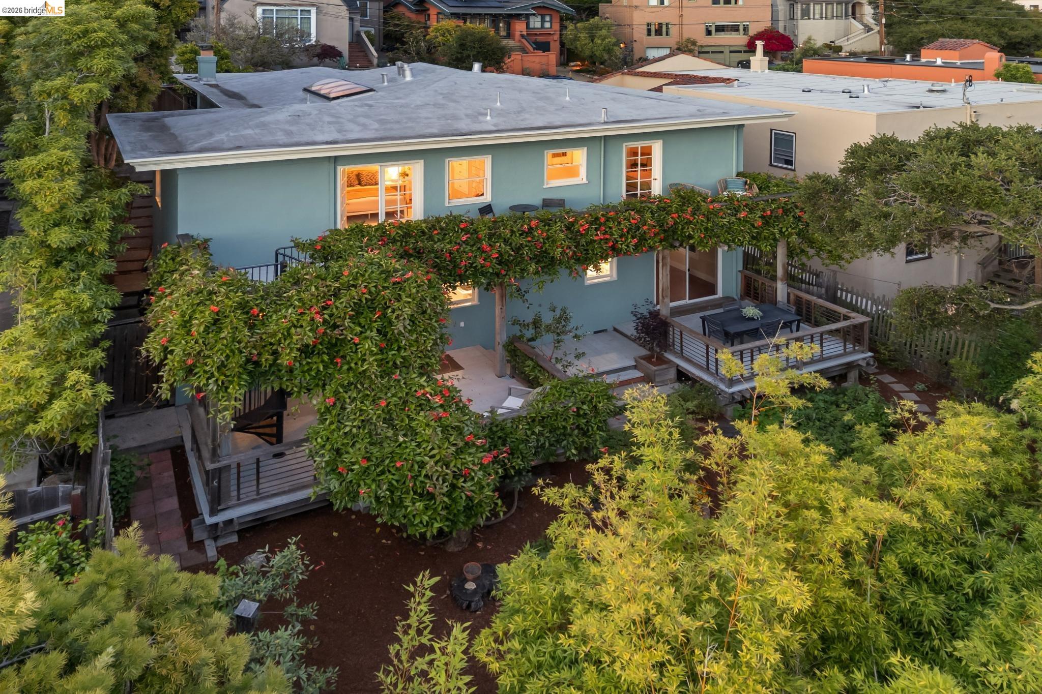664 Vincente Ave