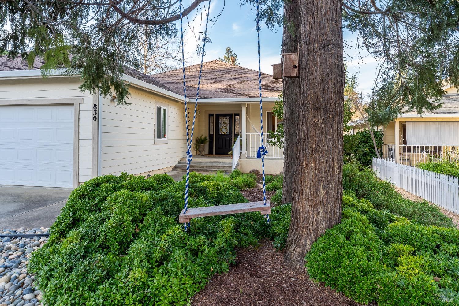 830 Cypress Avenue