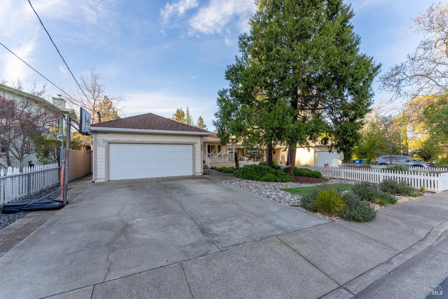 830 Cypress Avenue