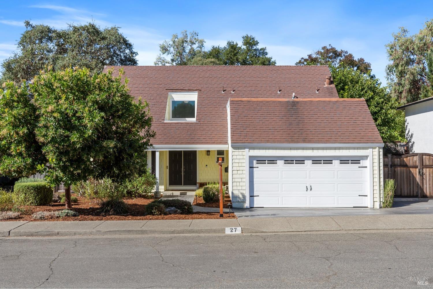 27 Andreas Circle