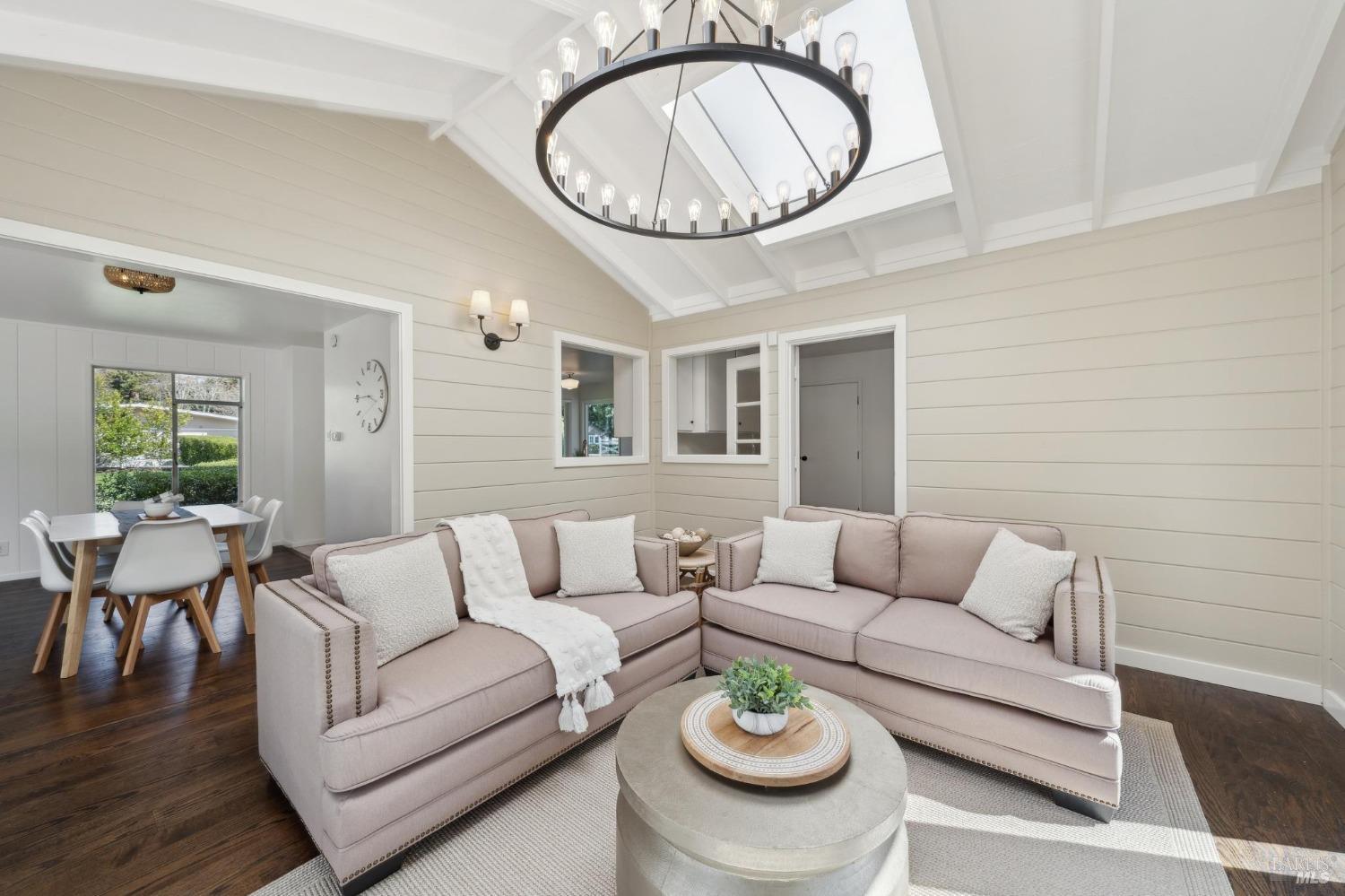 2183 Vineyard Road