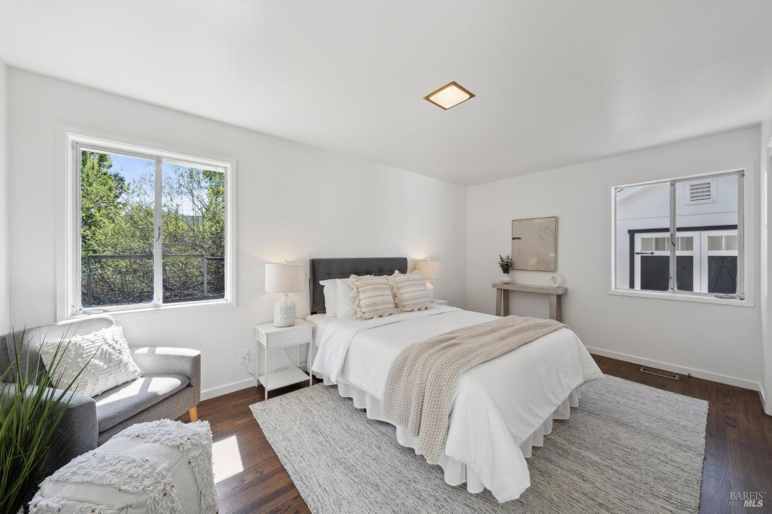 2183 Vineyard Road