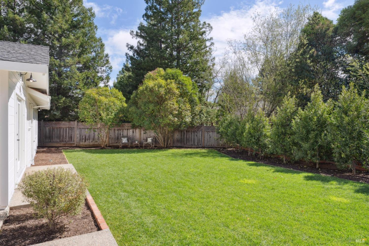 2183 Vineyard Road