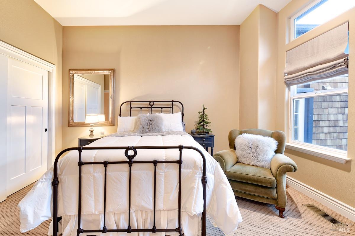 1515 Indian Valley Road