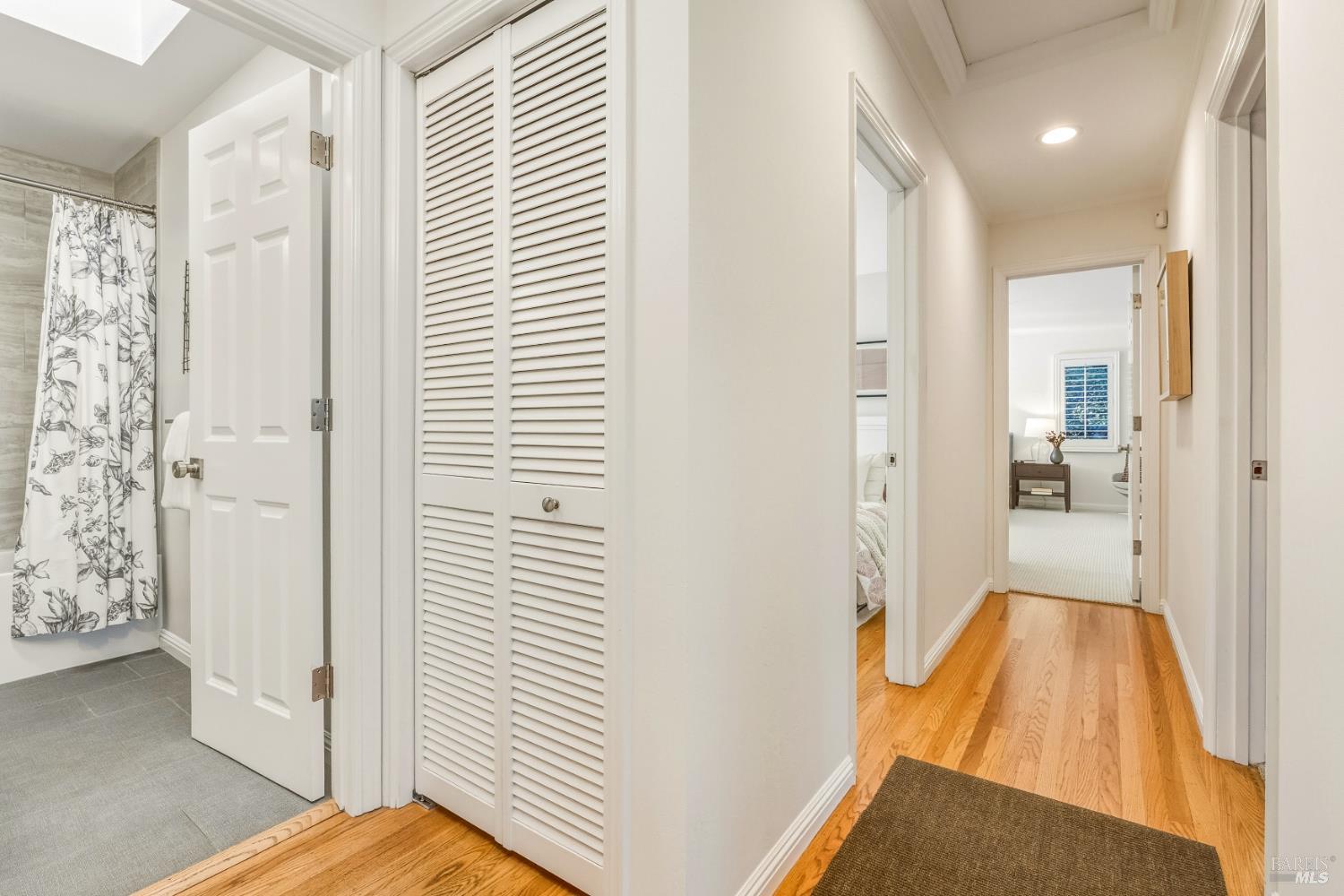 829 Las Pavadas Avenue