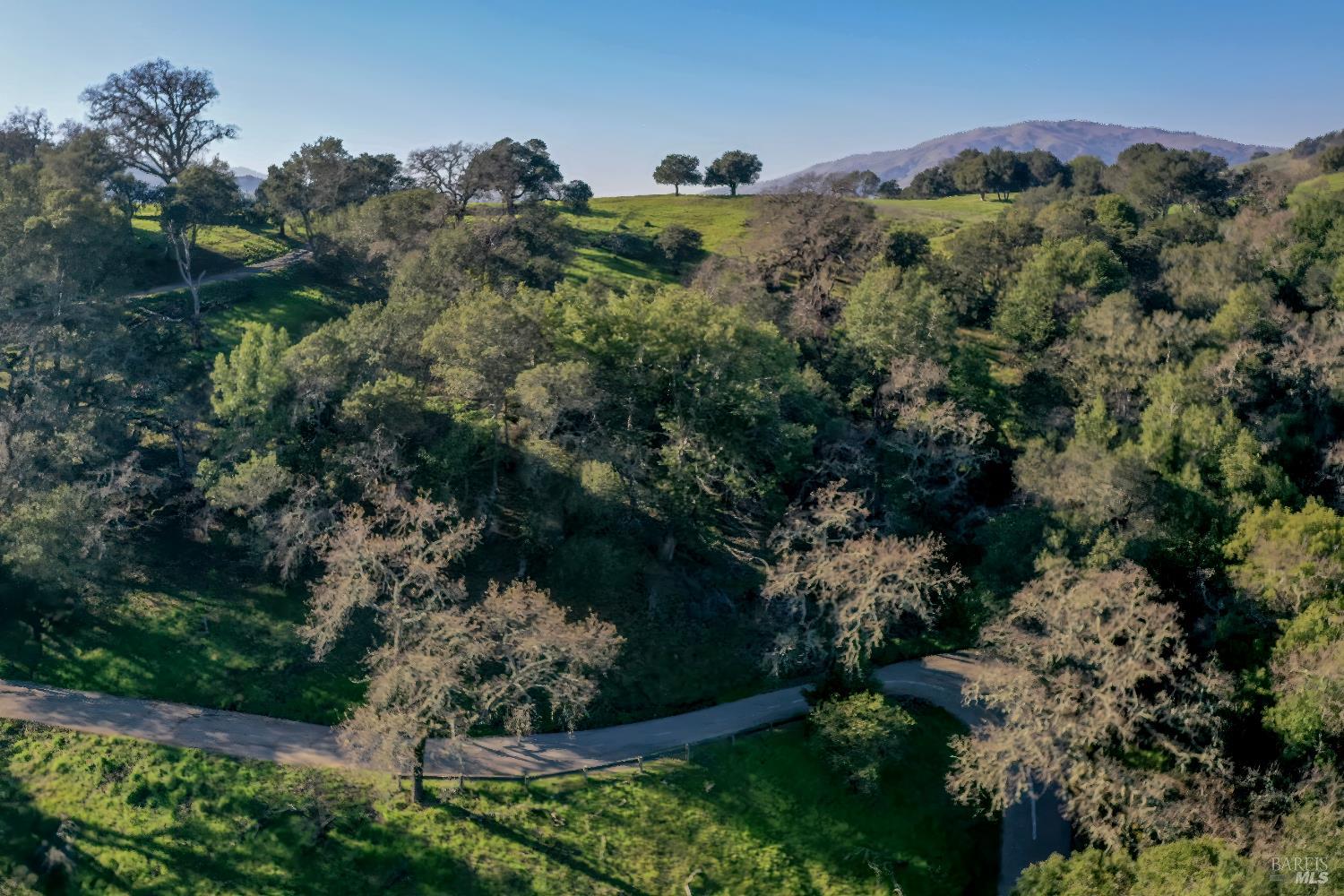 829 Las Pavadas Avenue