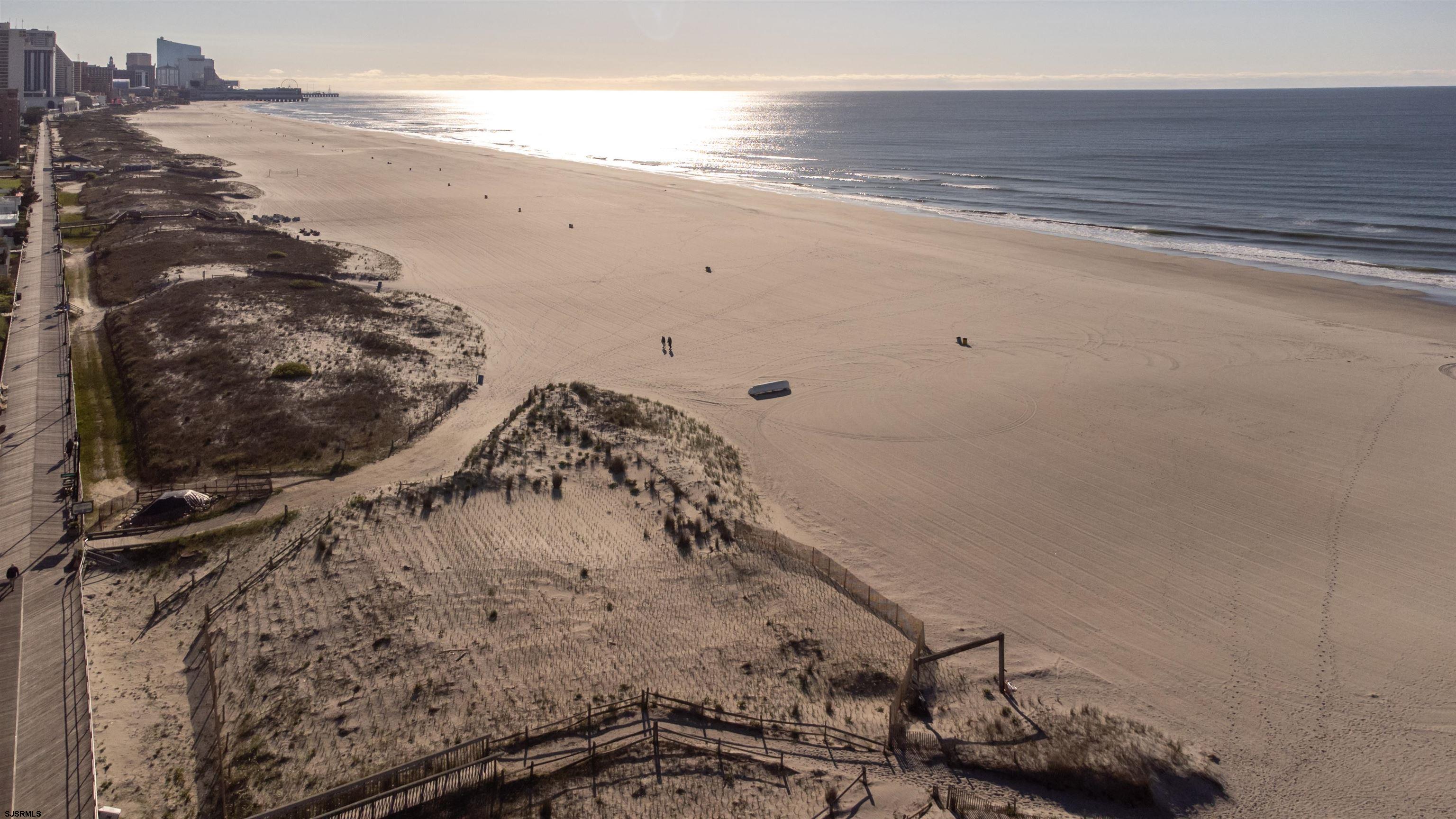 4825 Atlantic Ave Unit: 3