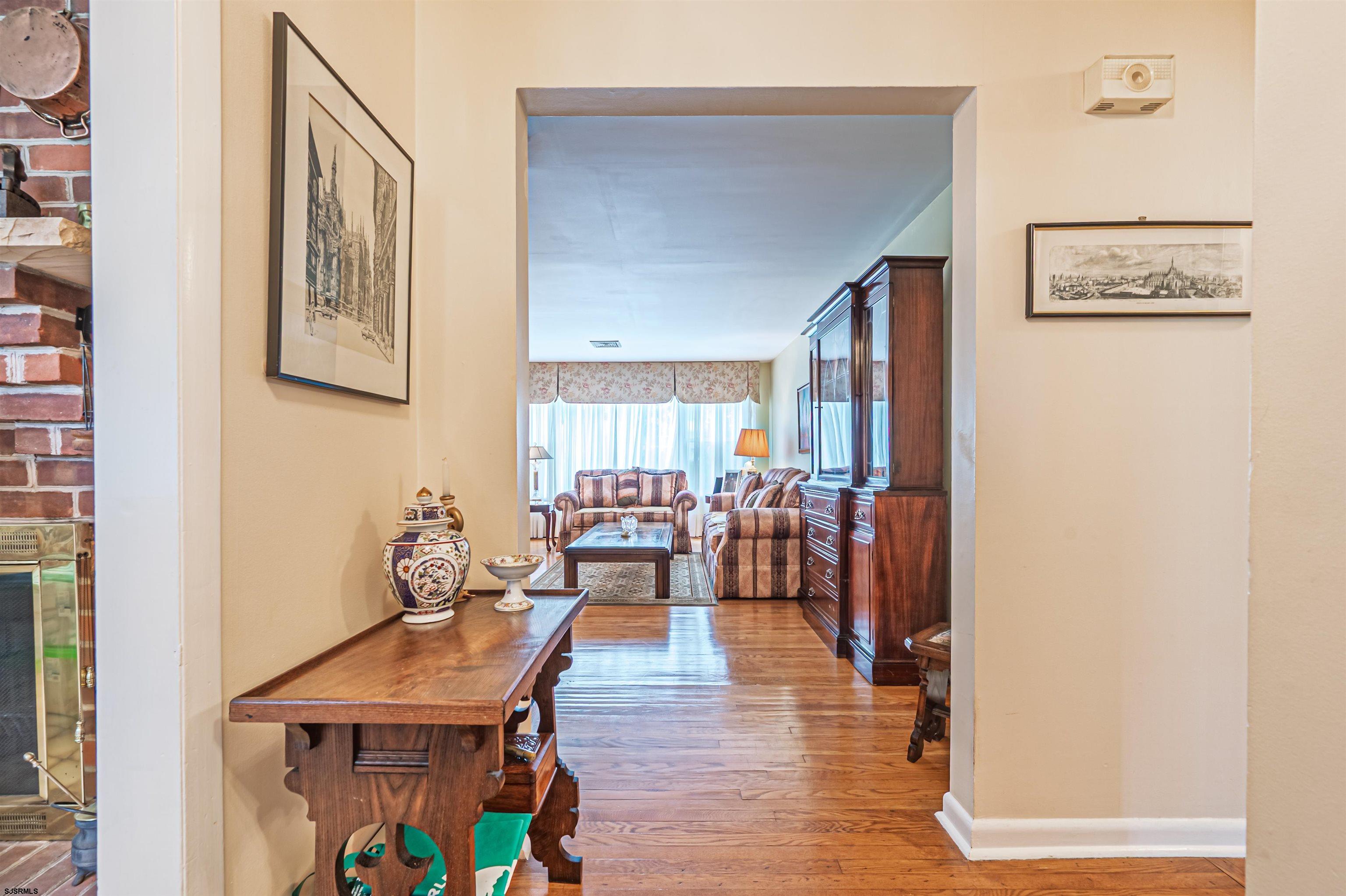9 Cordova Dr
