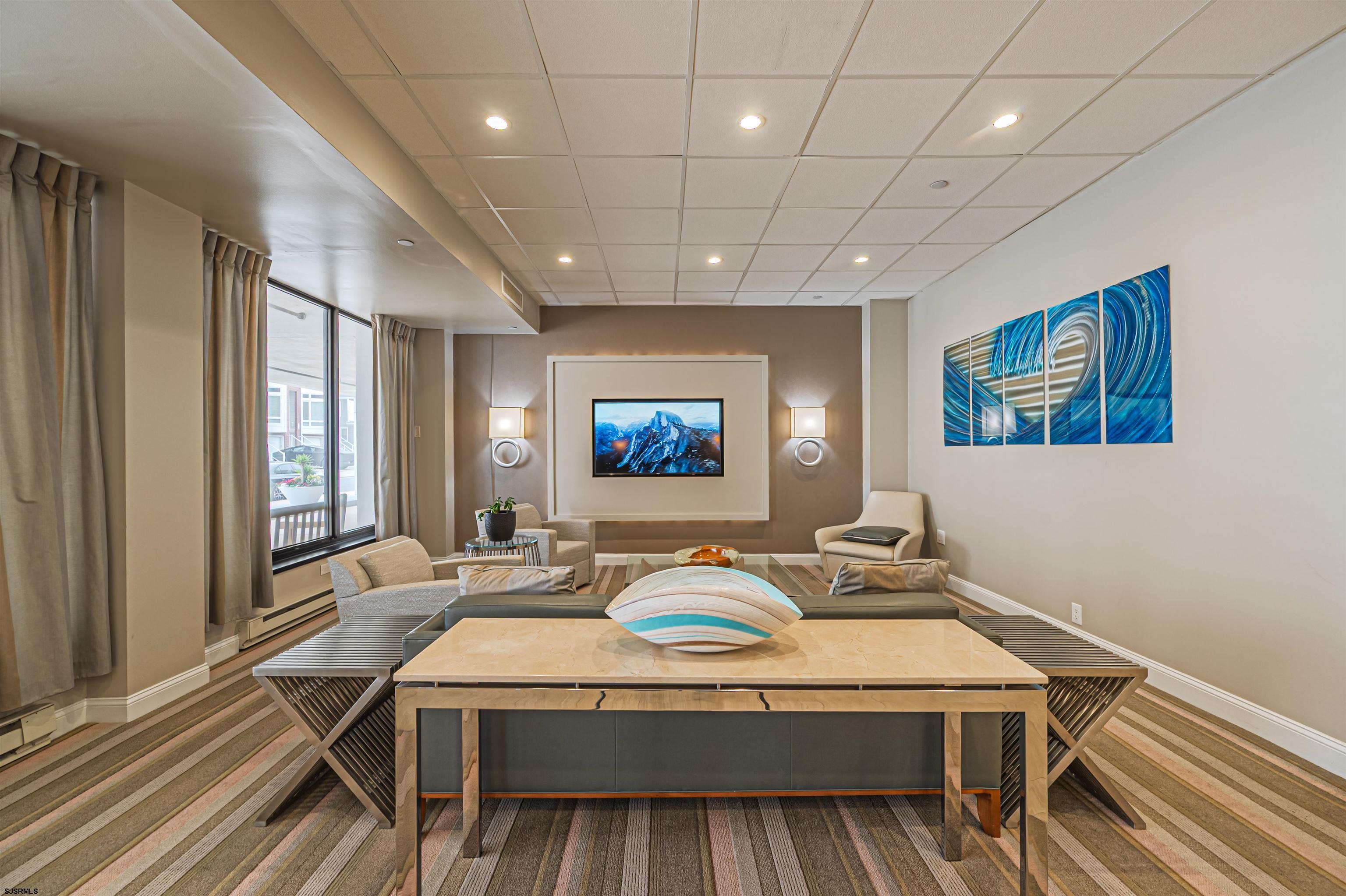 5200 Boardwalk #804 Unit: 8D