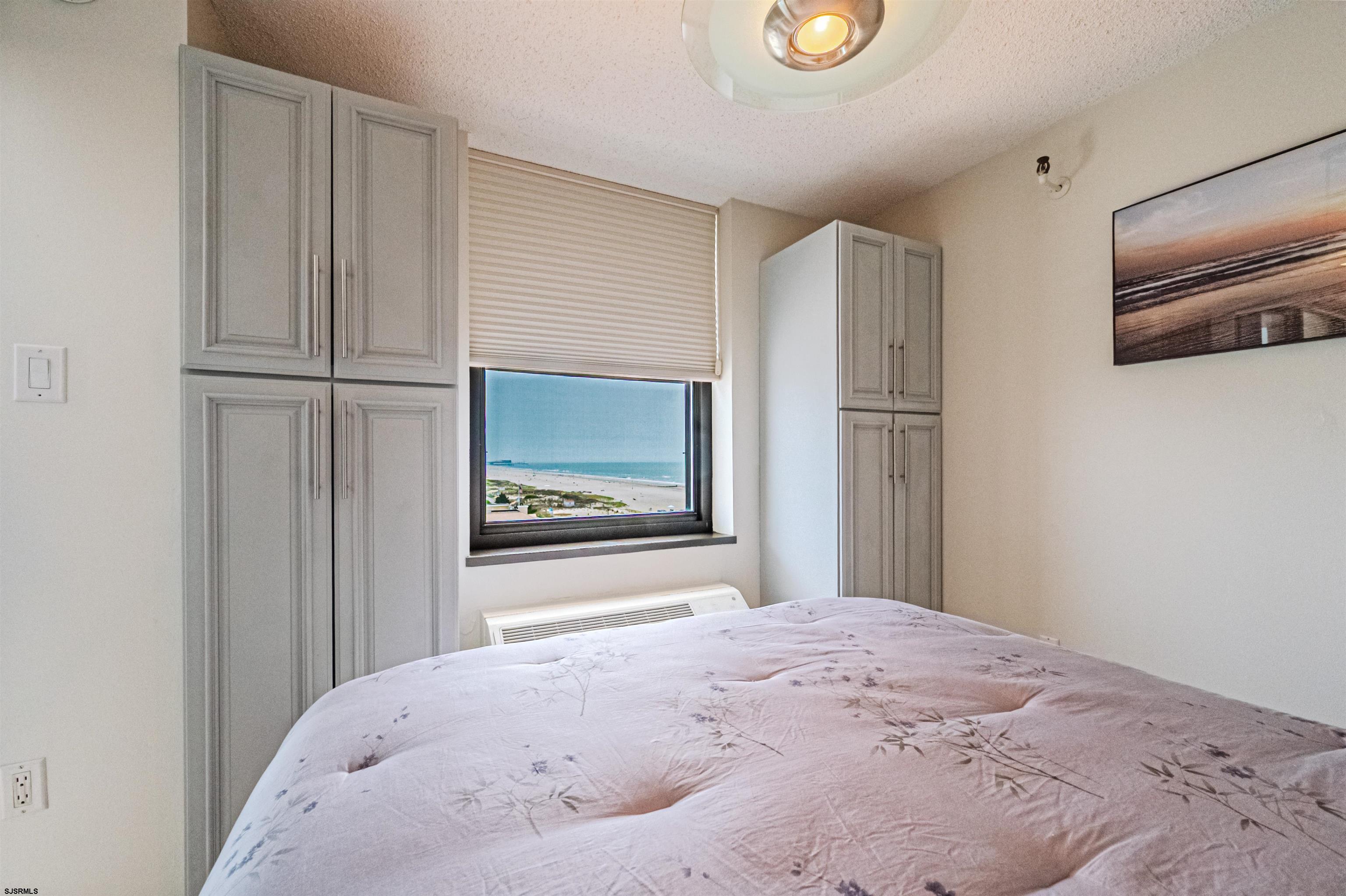 5200 Boardwalk #804 Unit: 8D