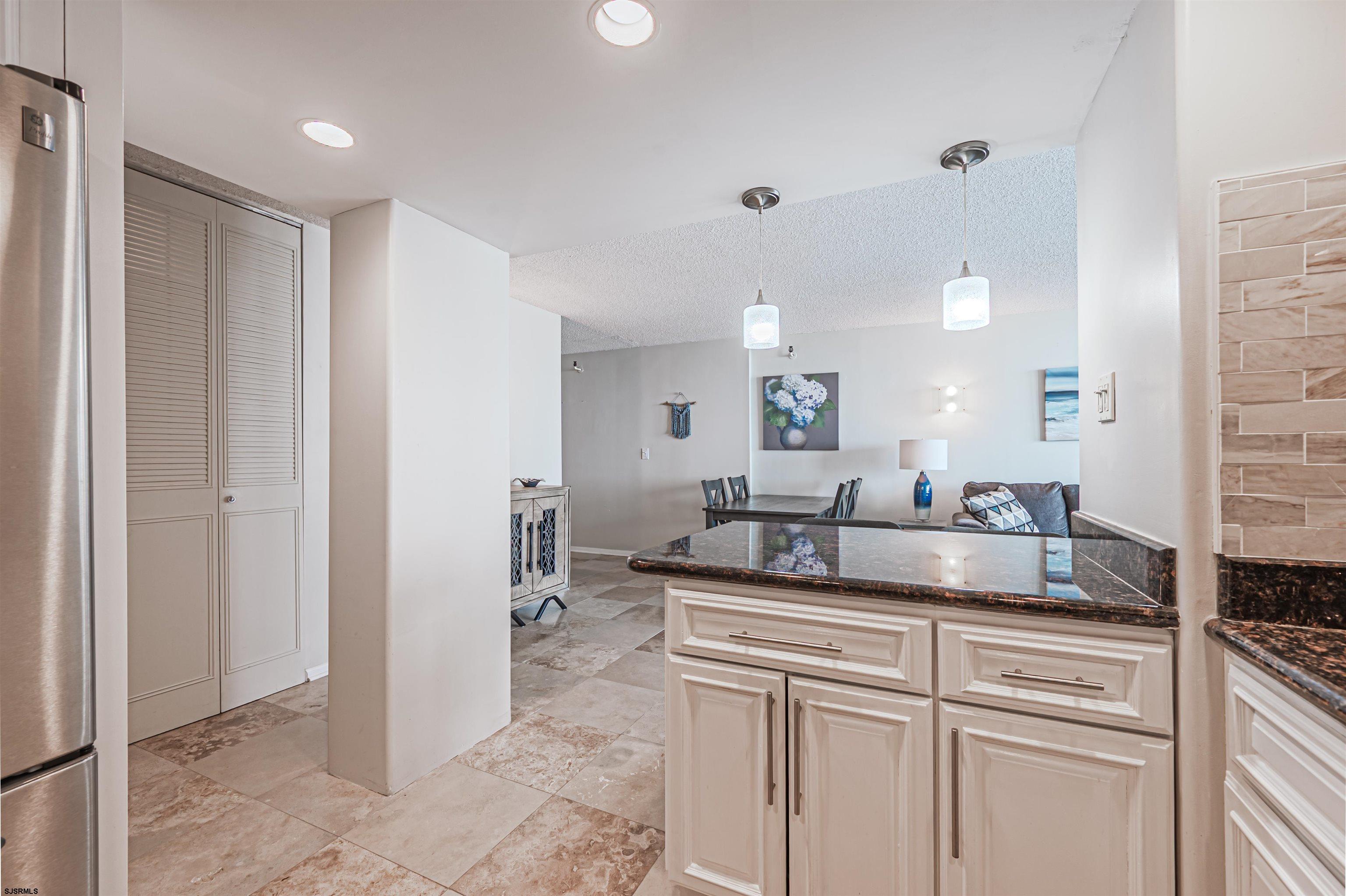 5200 Boardwalk #804 Unit: 8D