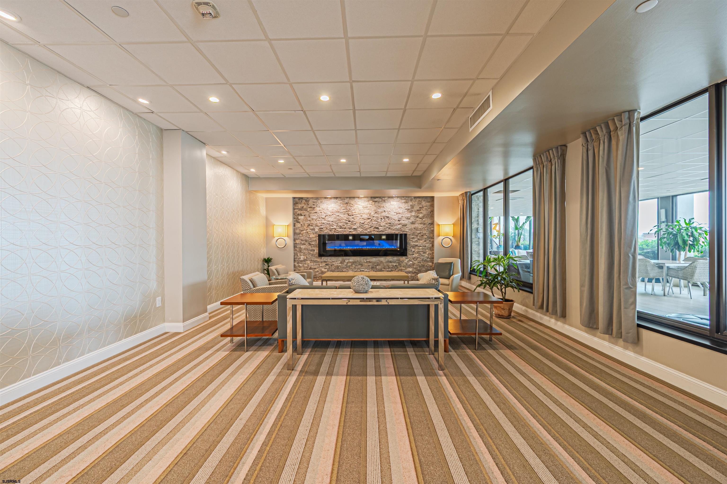 5200 Boardwalk #804 Unit: 8D