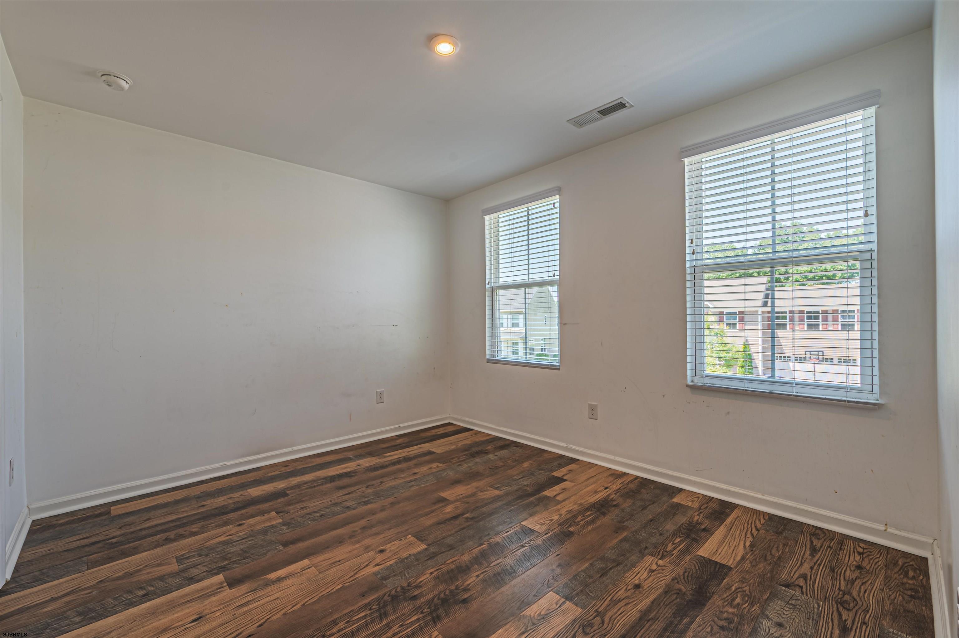 103 Galleria Dr