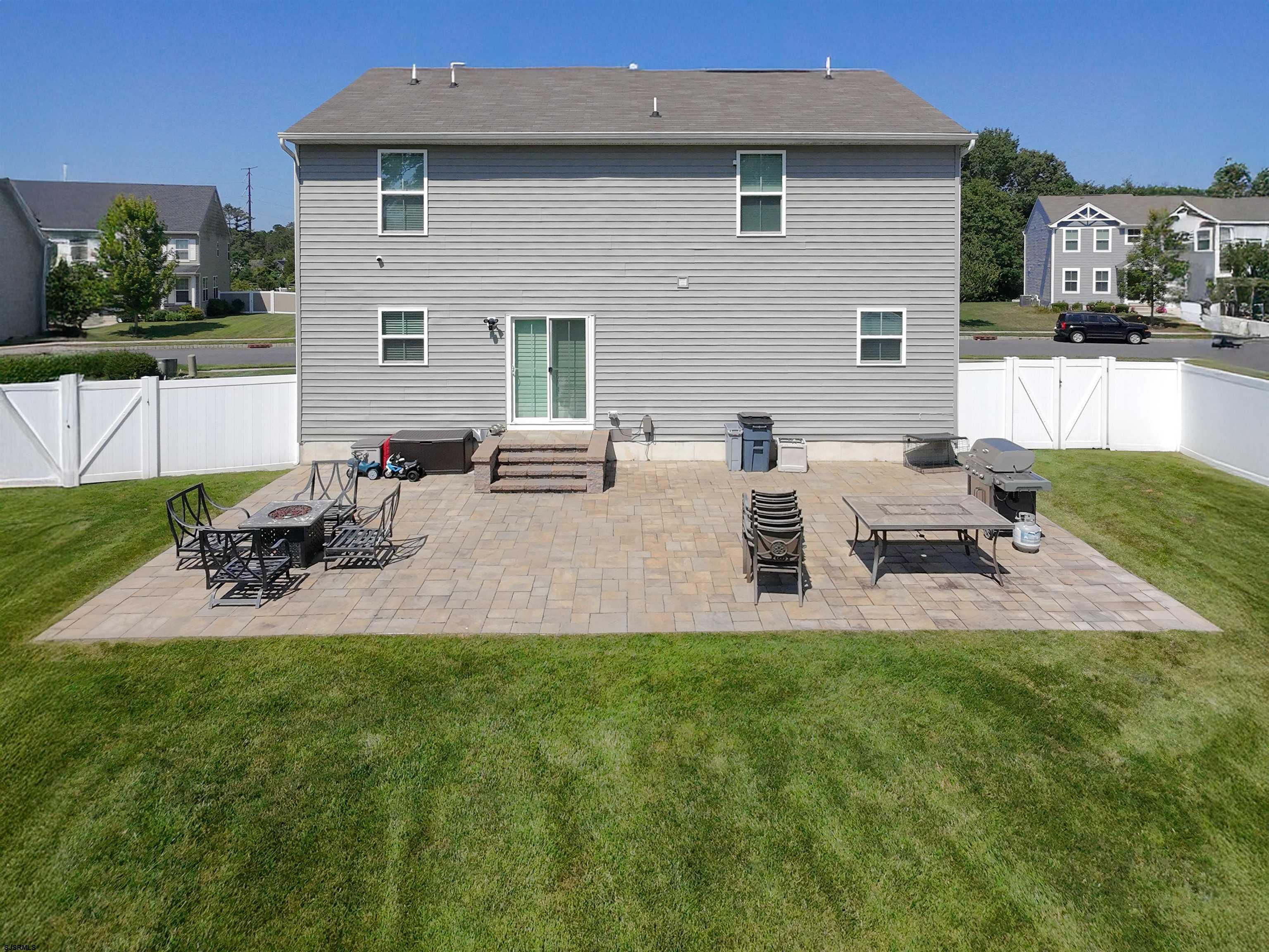 103 Galleria Dr