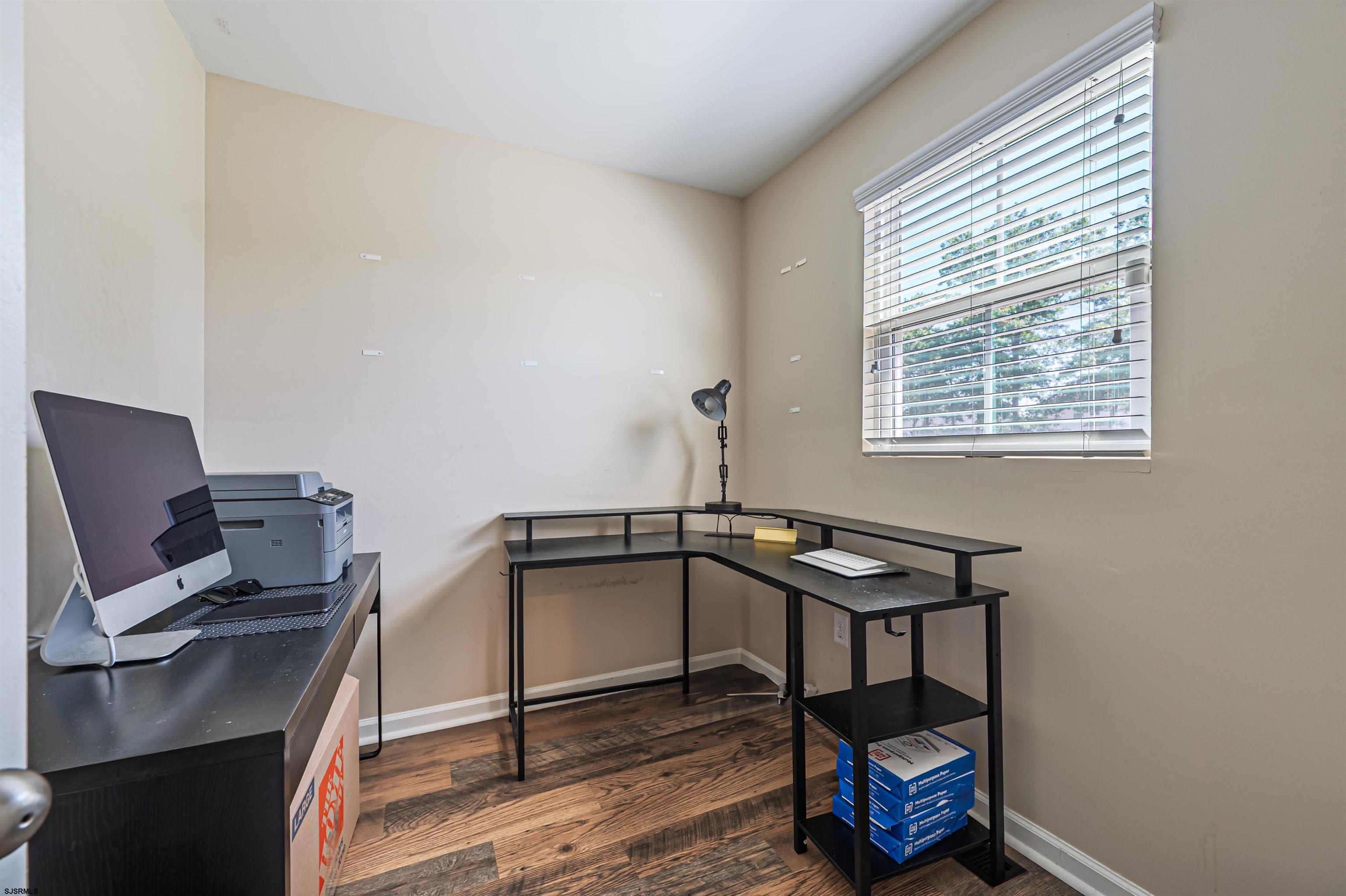 103 Galleria Dr