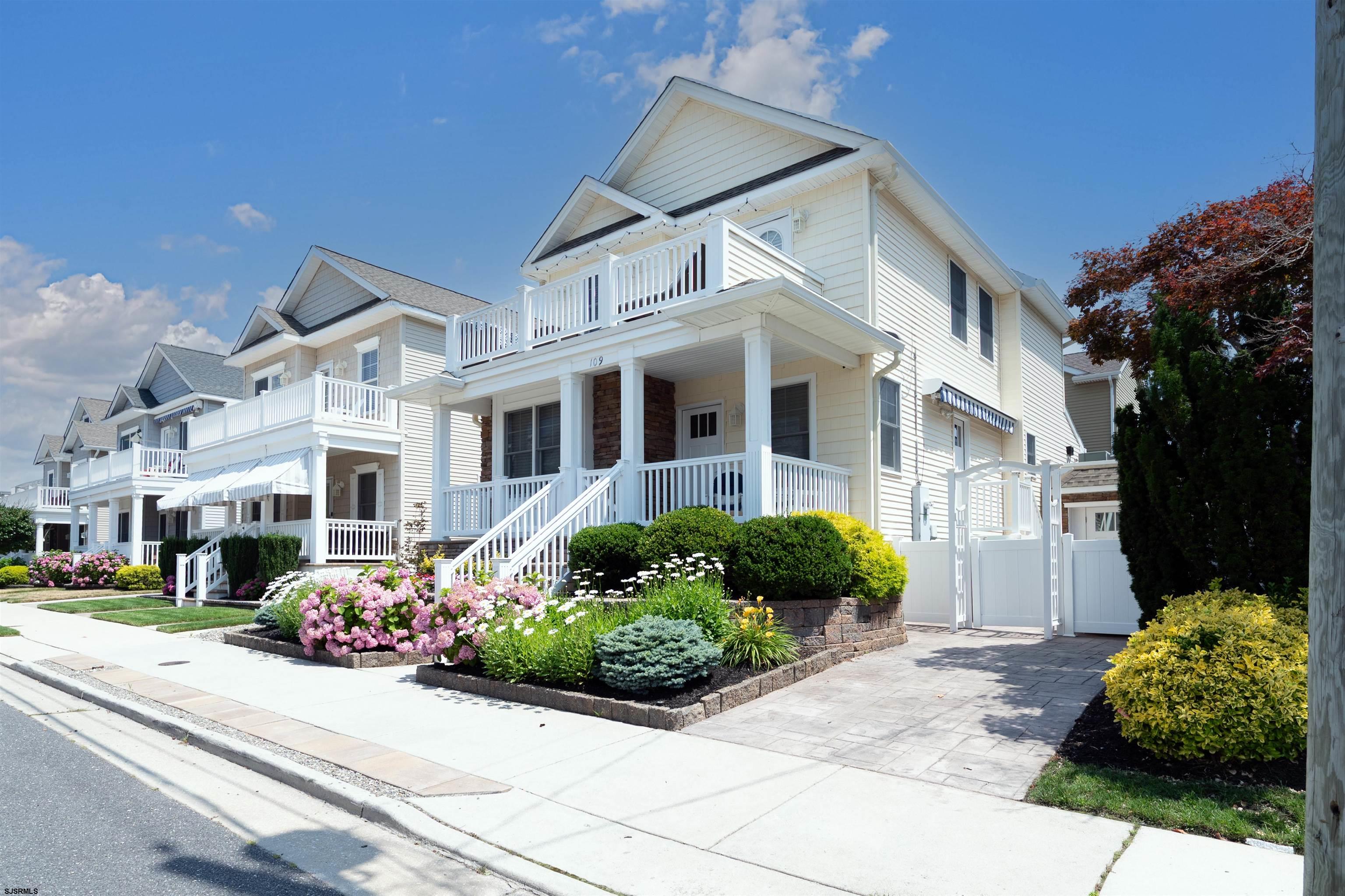 109 N Douglas Ave