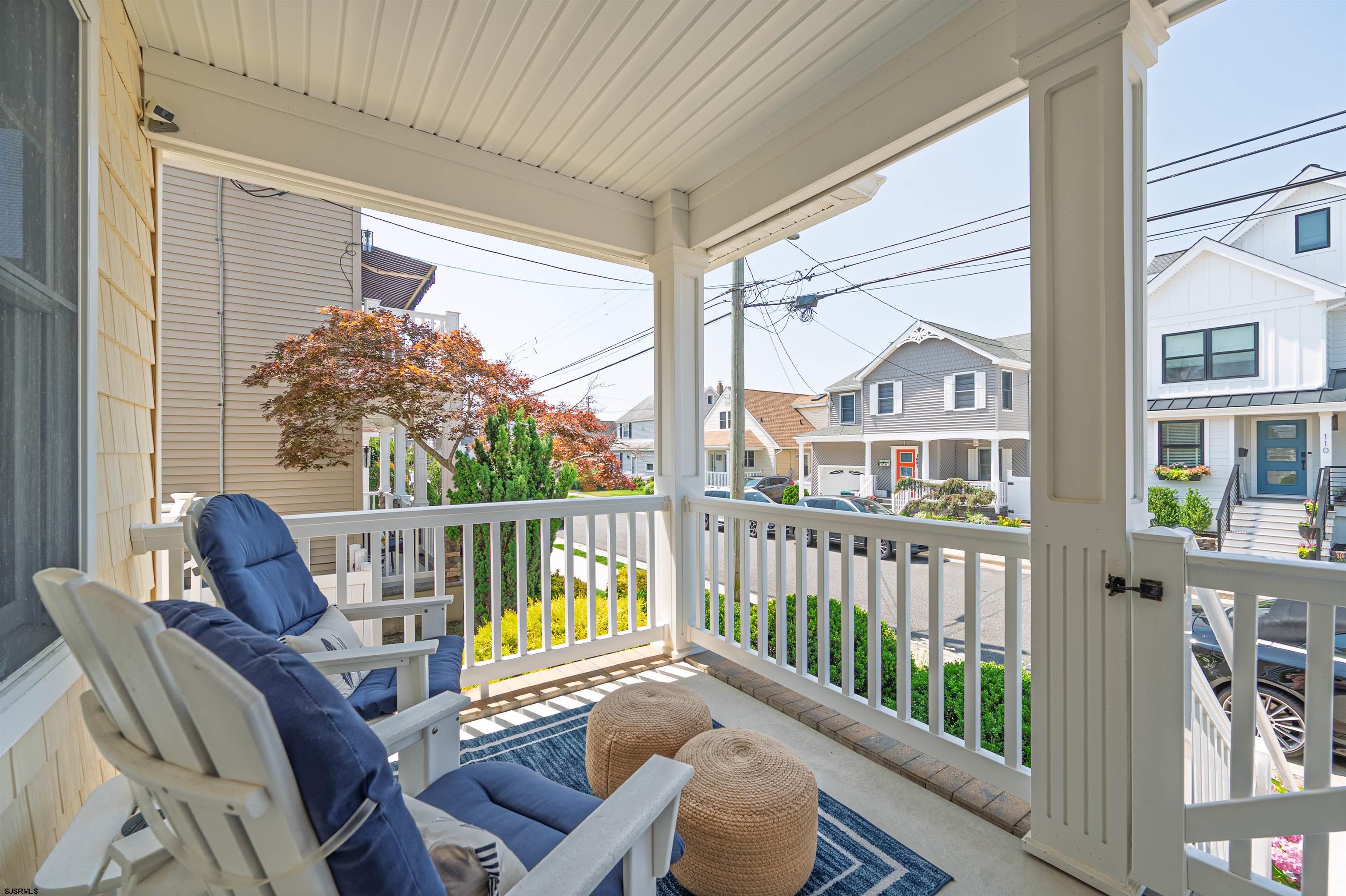 109 N Douglas Ave