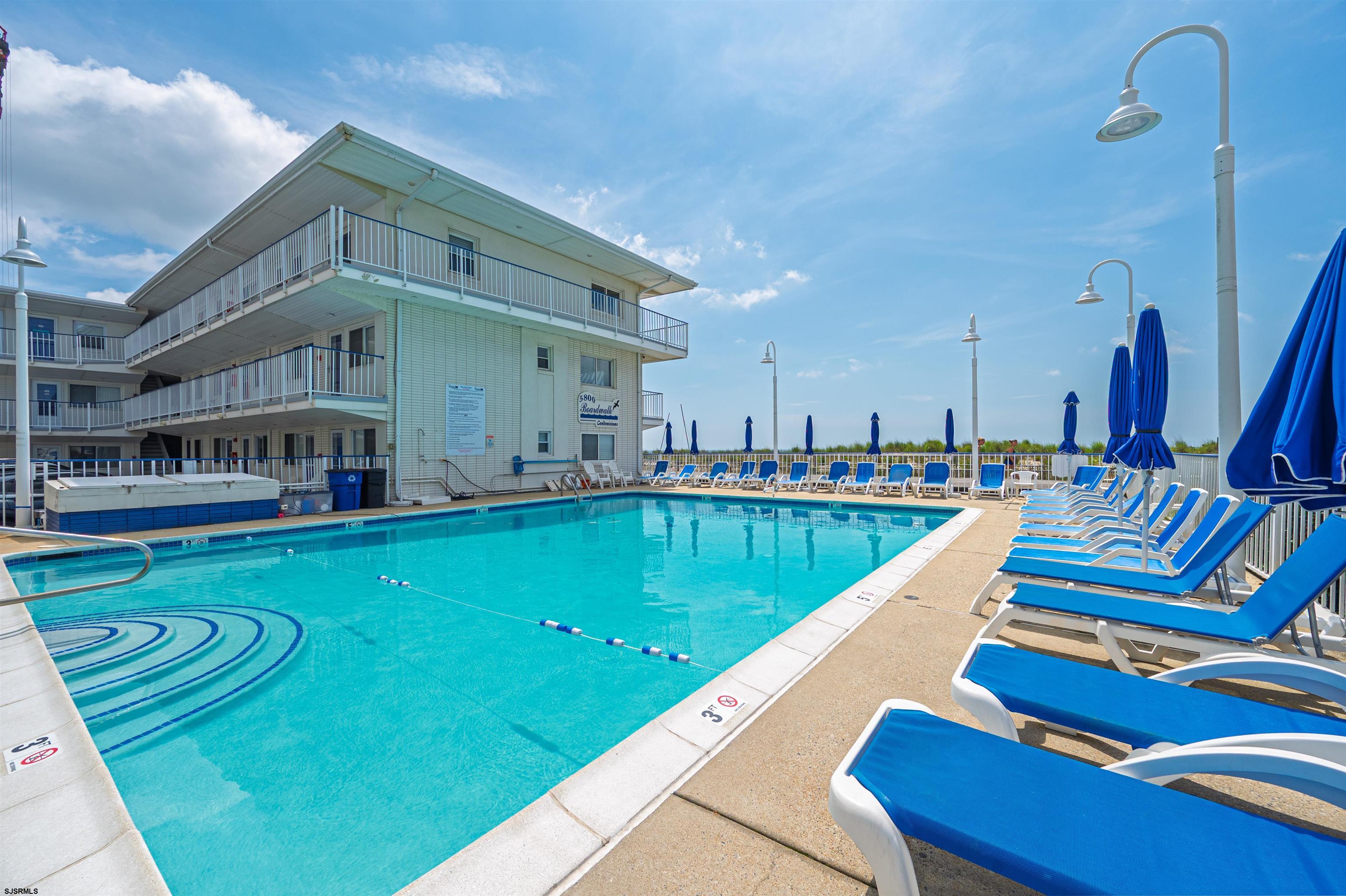 111 S Dudley Ave Unit: 206