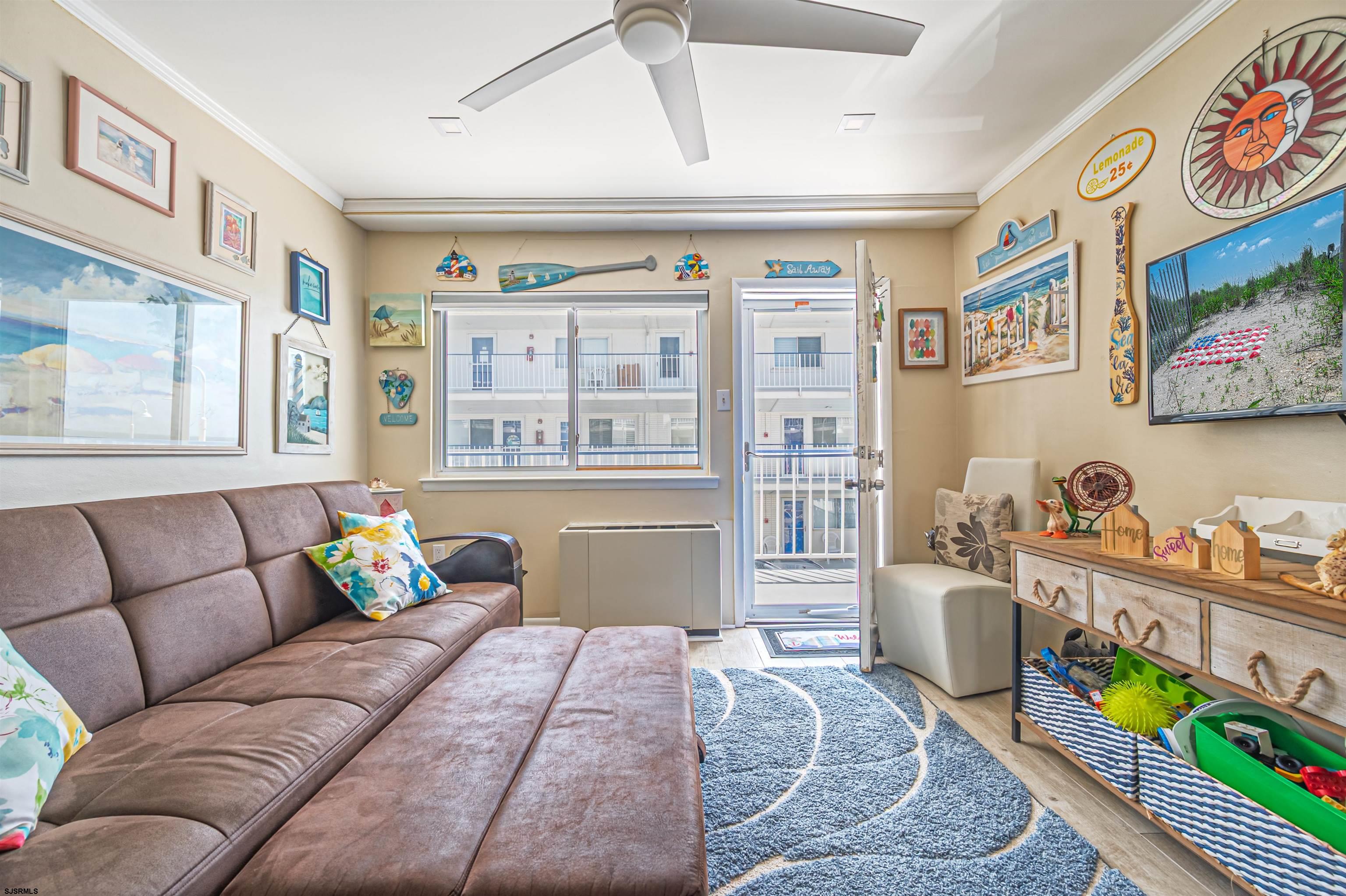 111 S Dudley Ave Unit: 206