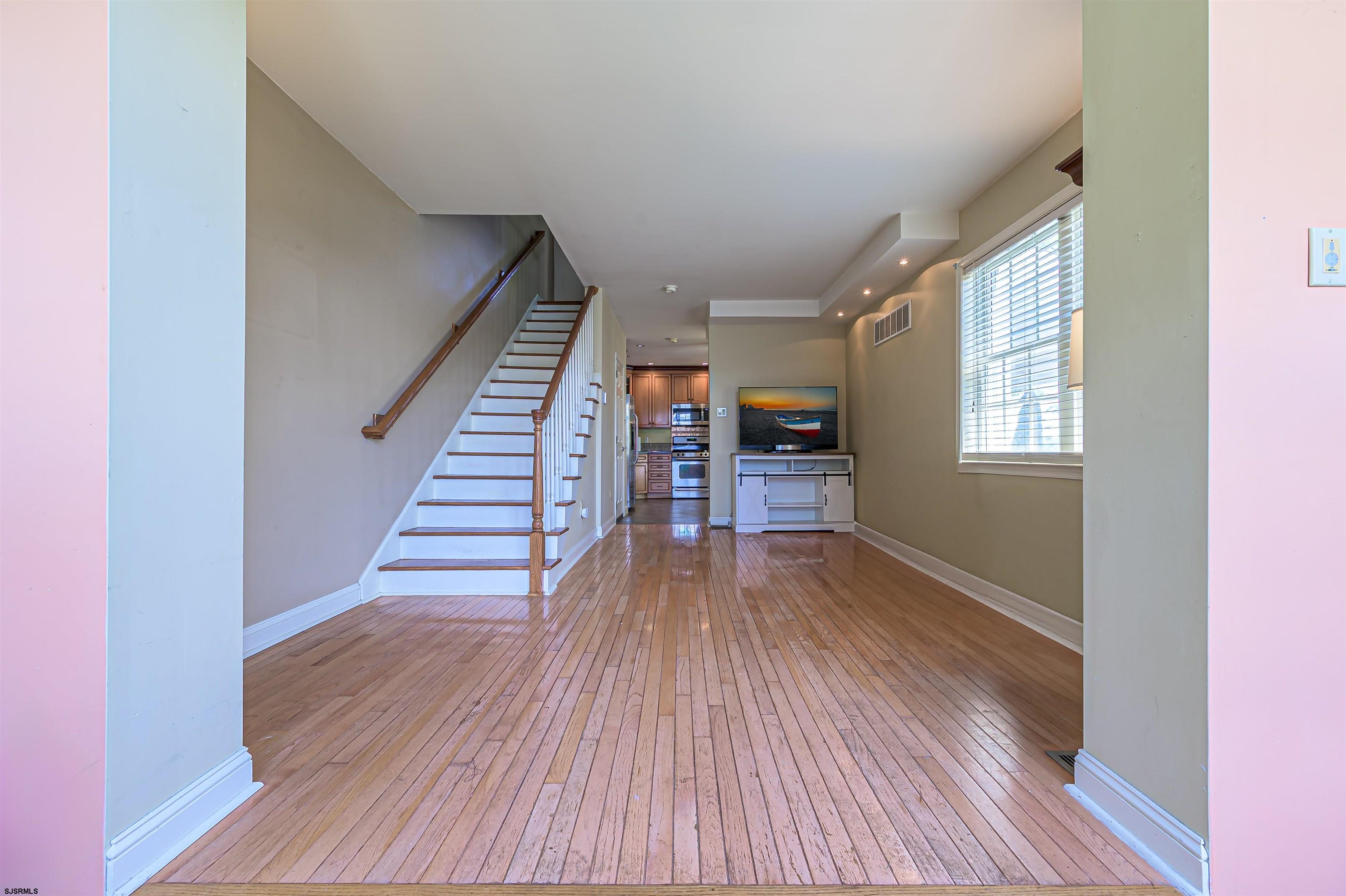 403 N Oak Terrace