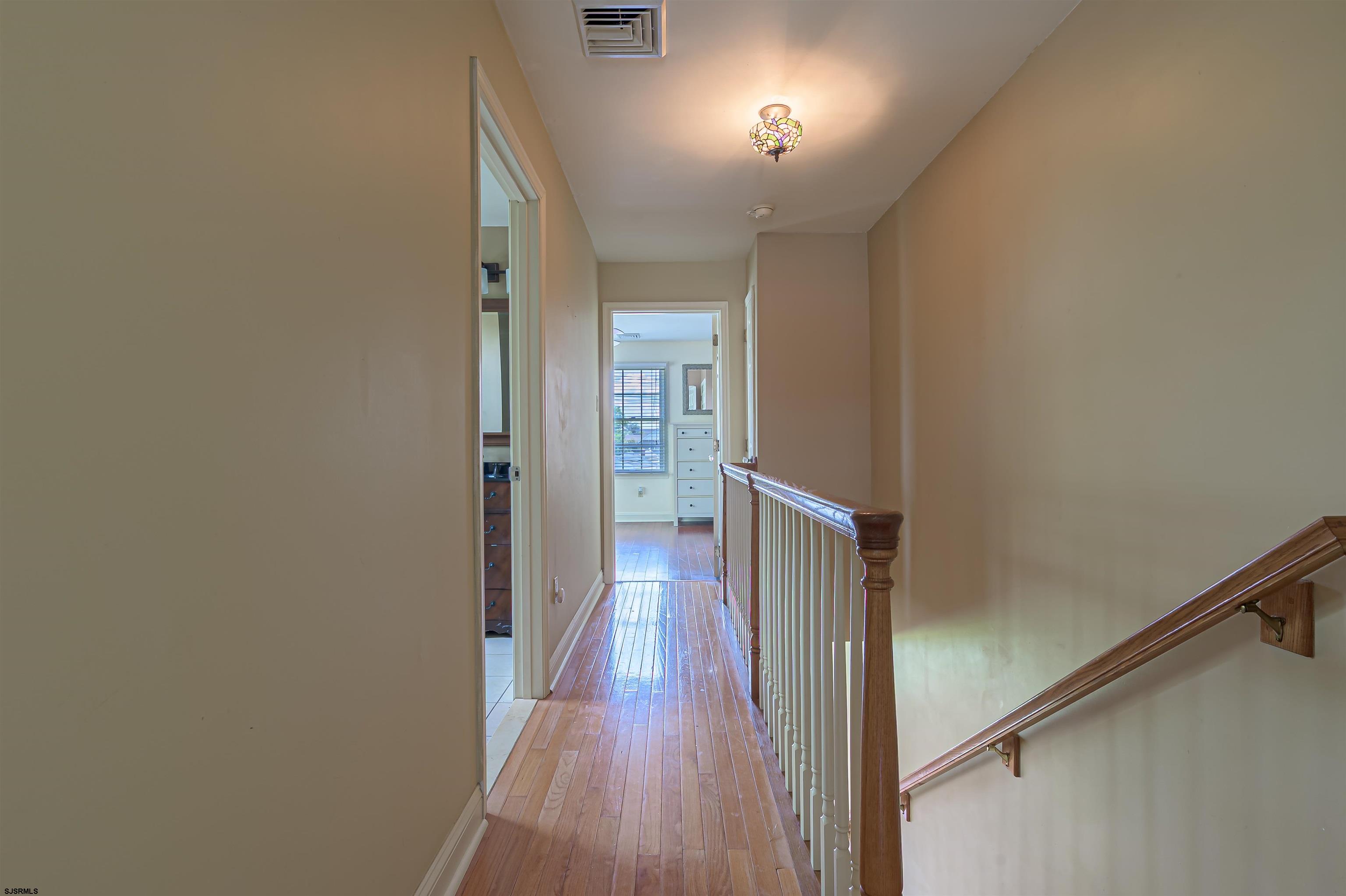 403 N Oak Terrace