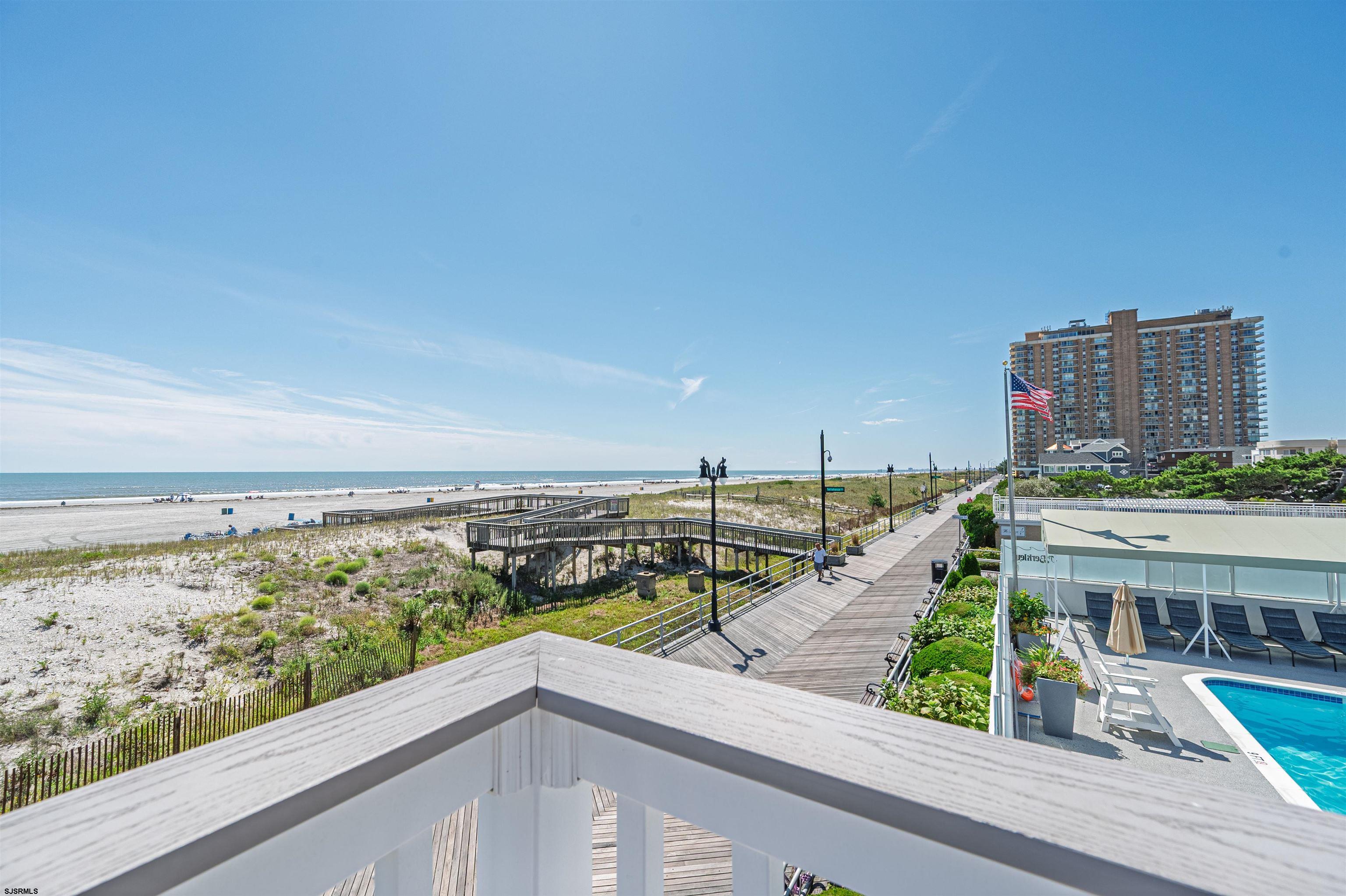 100 S Berkley Square Unit: 14M