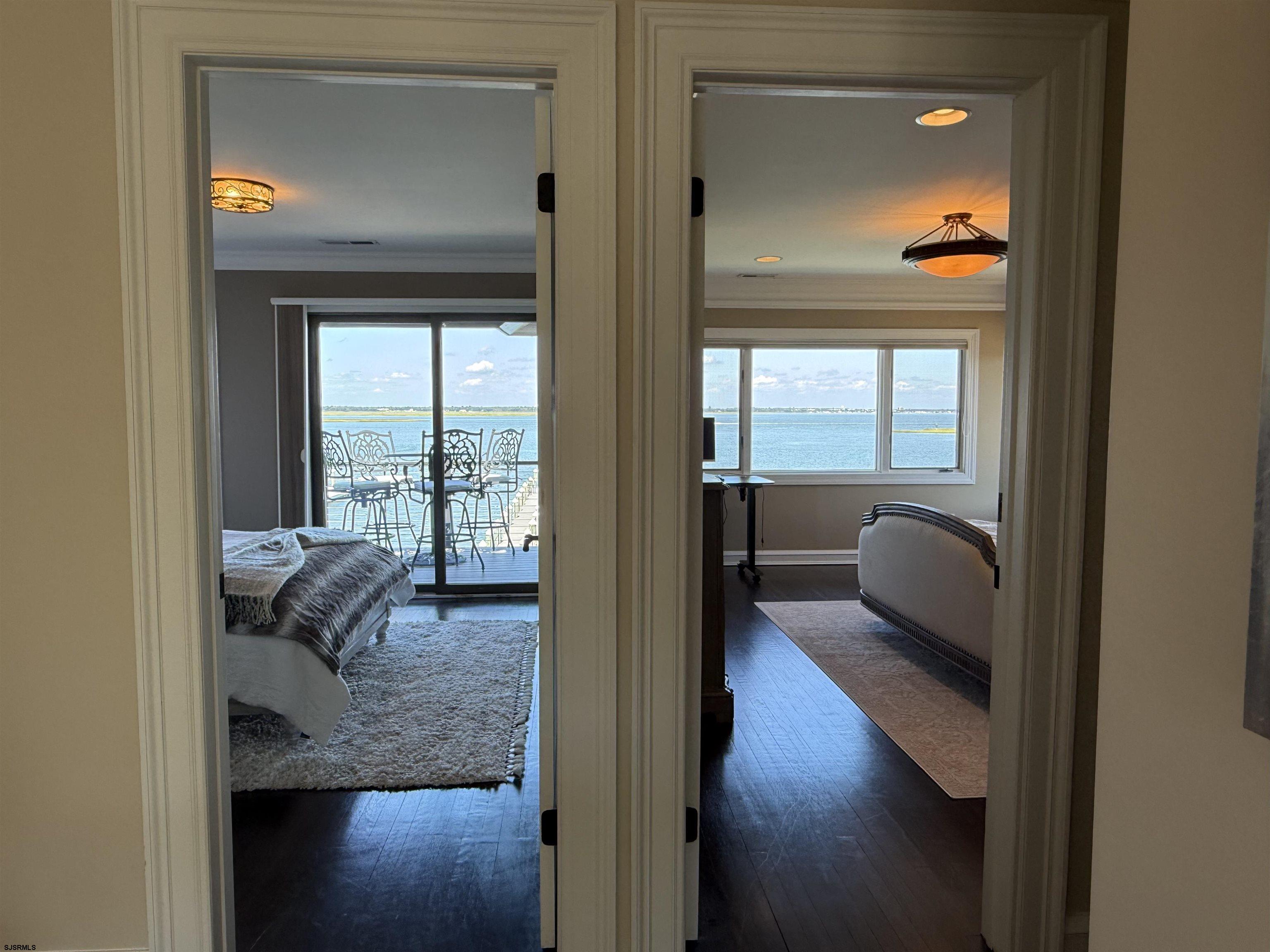 7403 Bayshore Dr