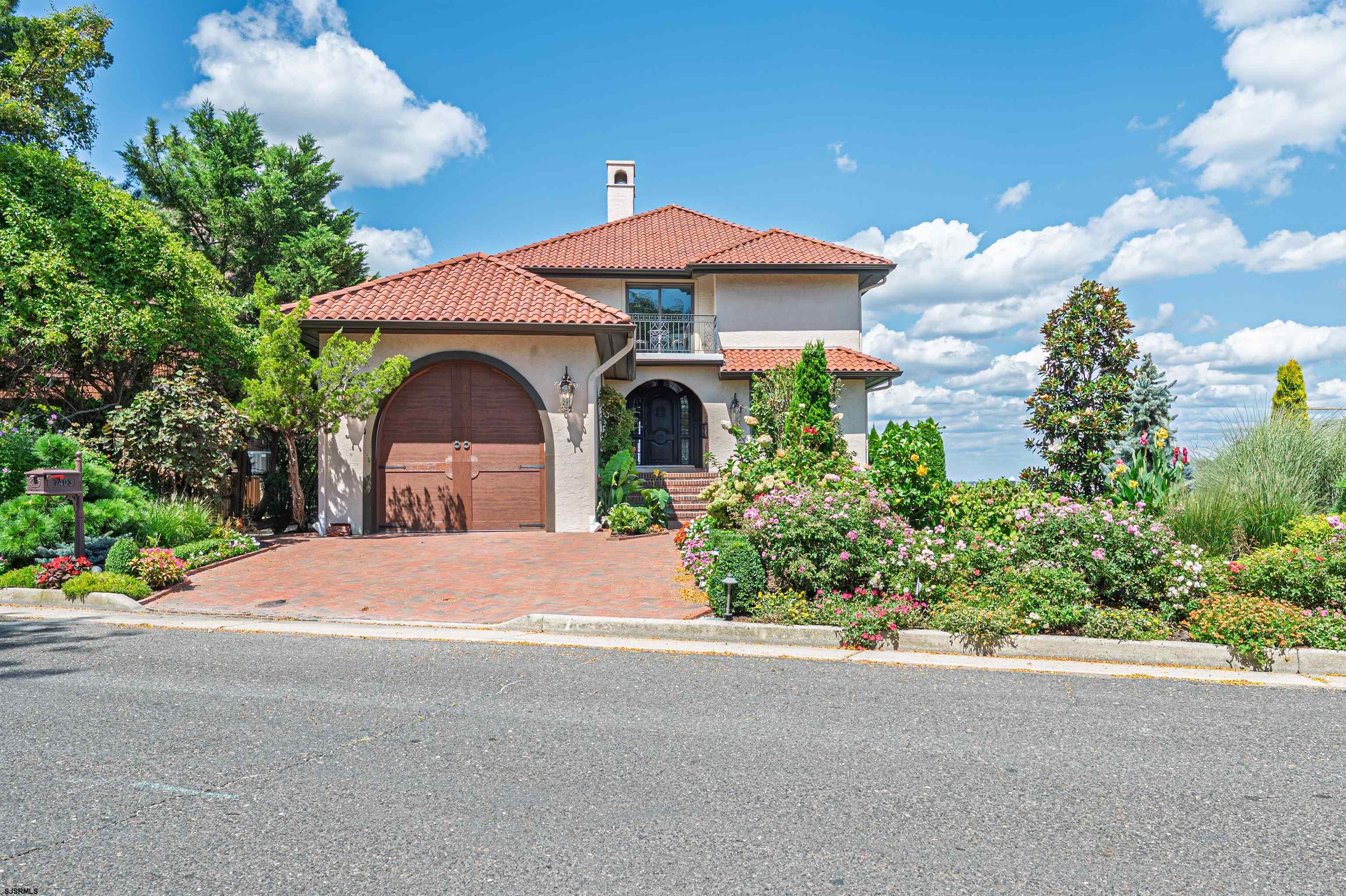 7403 Bayshore Dr