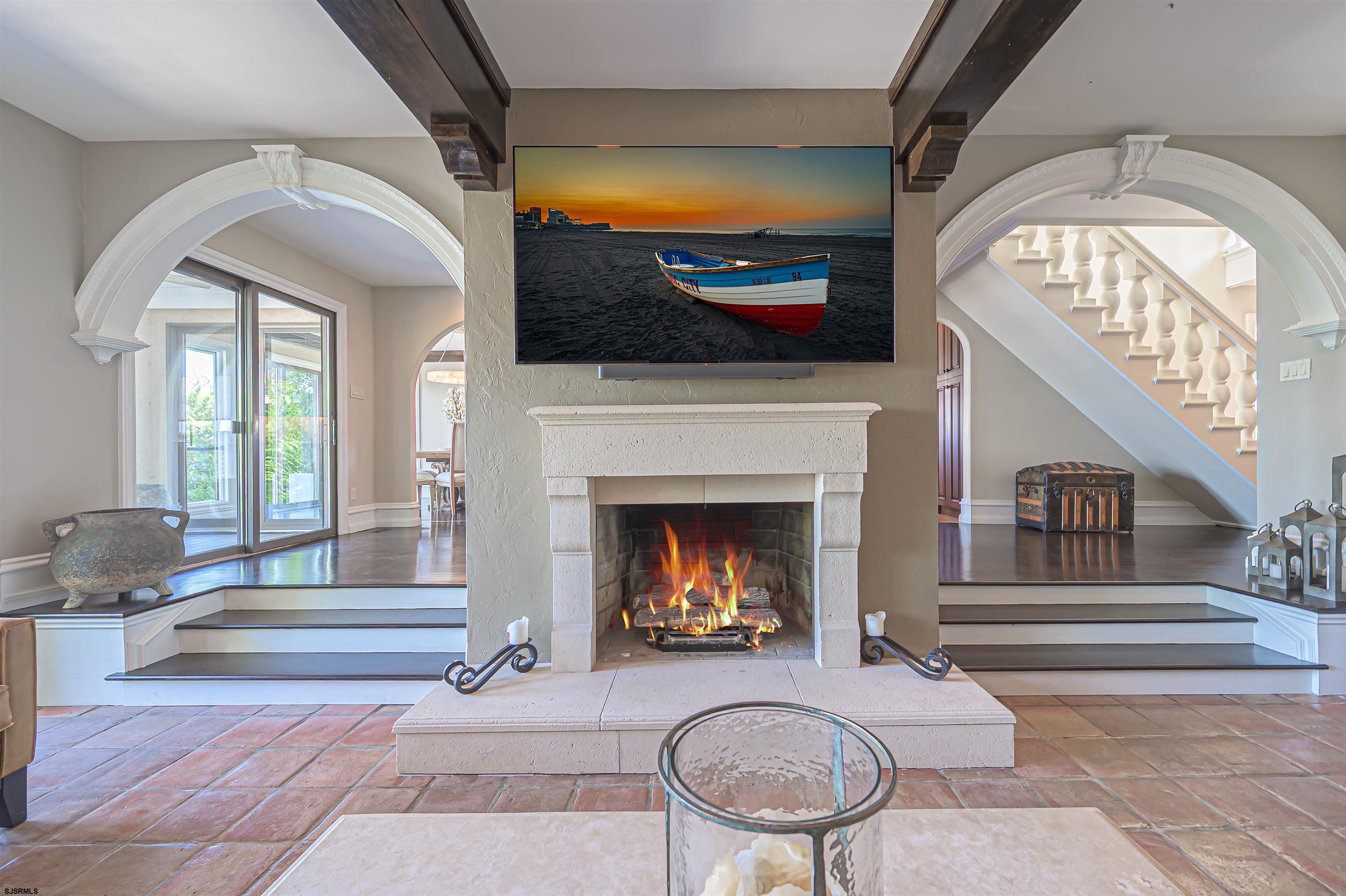 7403 Bayshore Dr