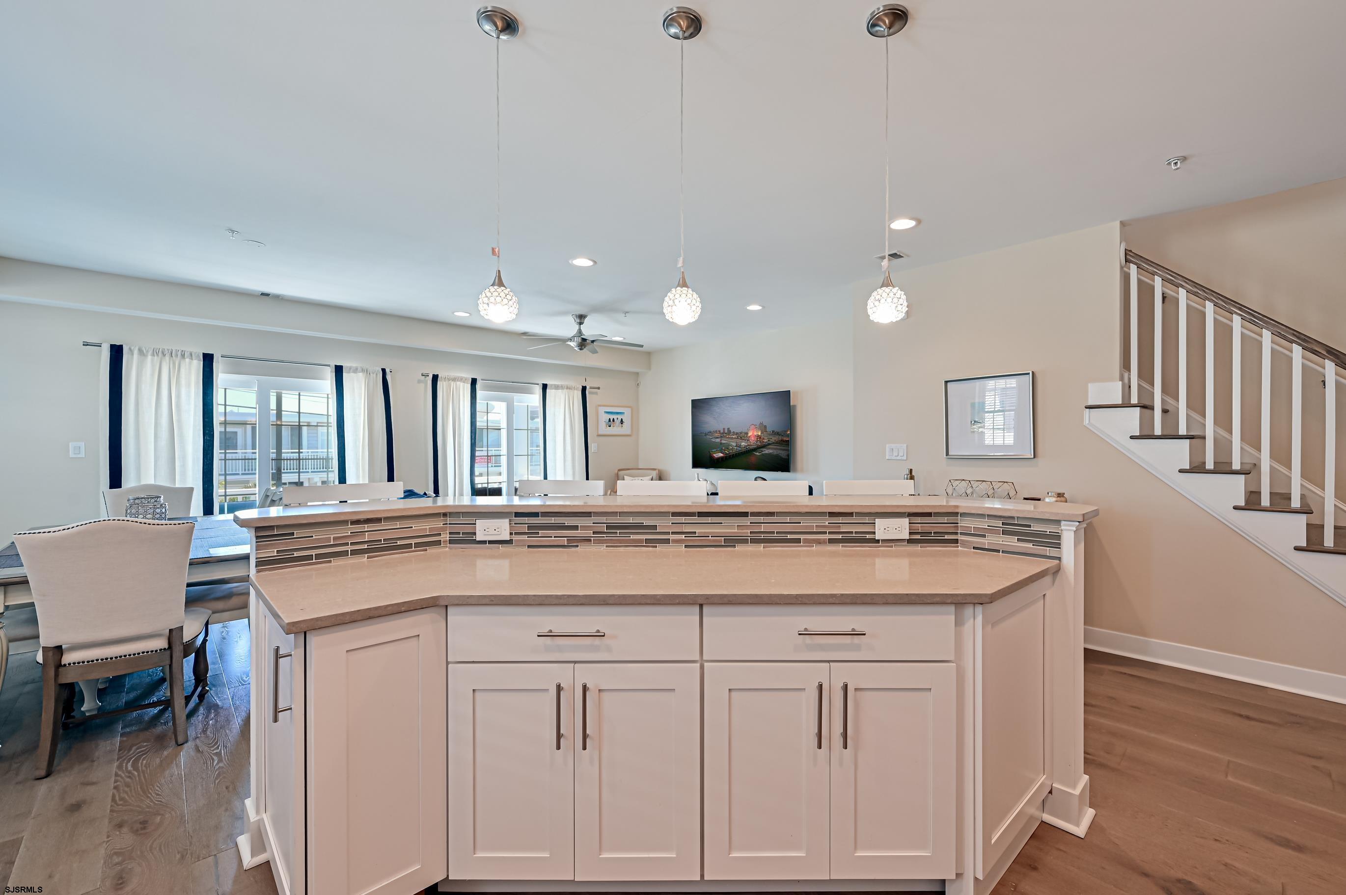 210 N Madison Ave