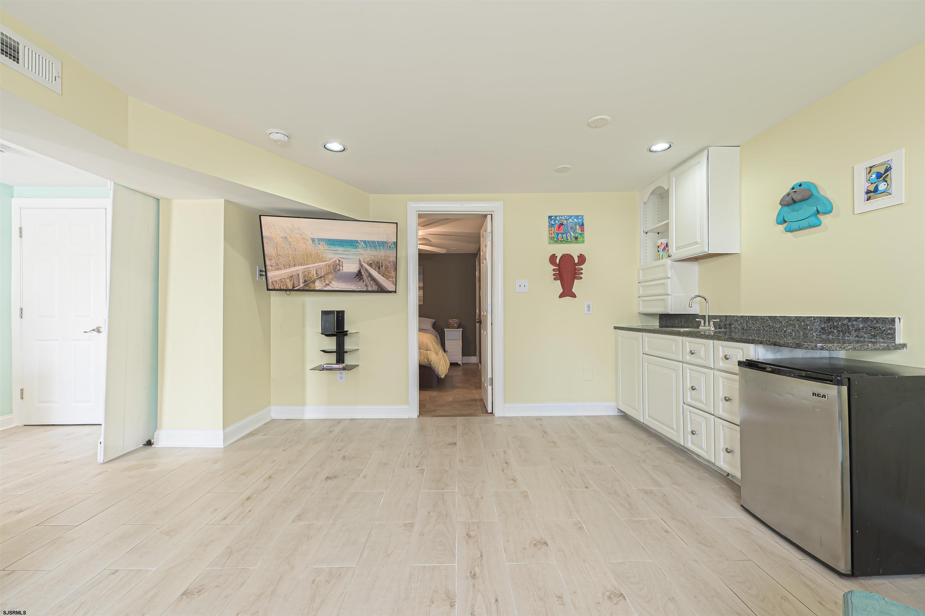 20 N Washington Ave