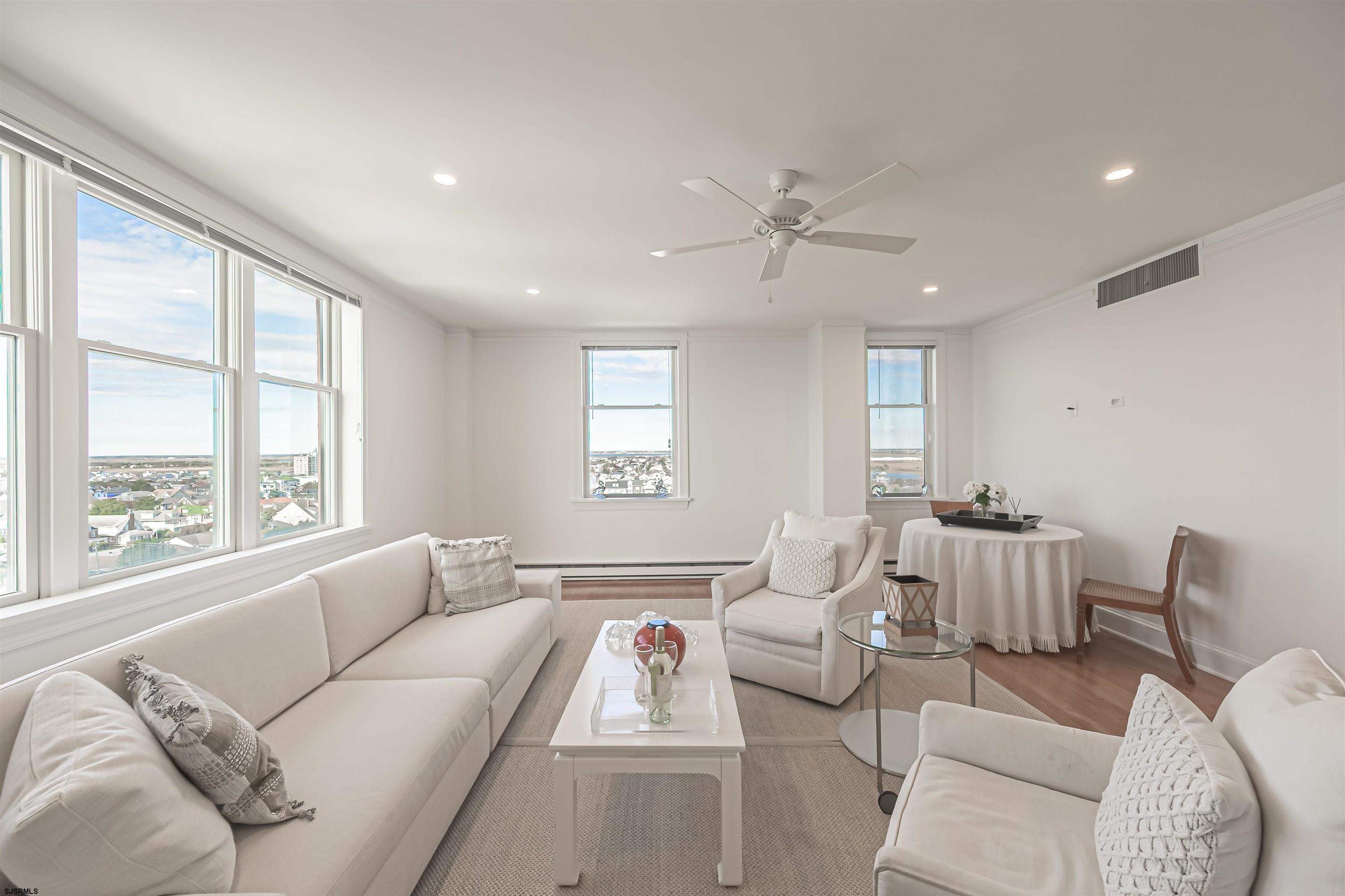 112 S Oxford Unit 904 Ave Unit: 904