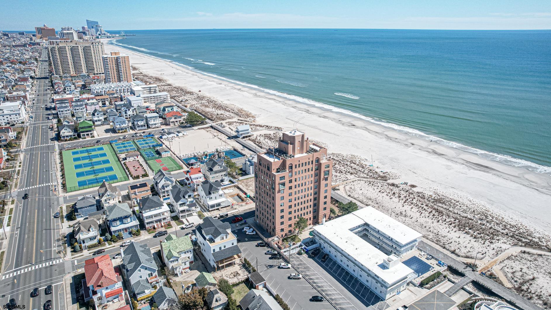 112 S Oxford Unit 904 Ave Unit: 904