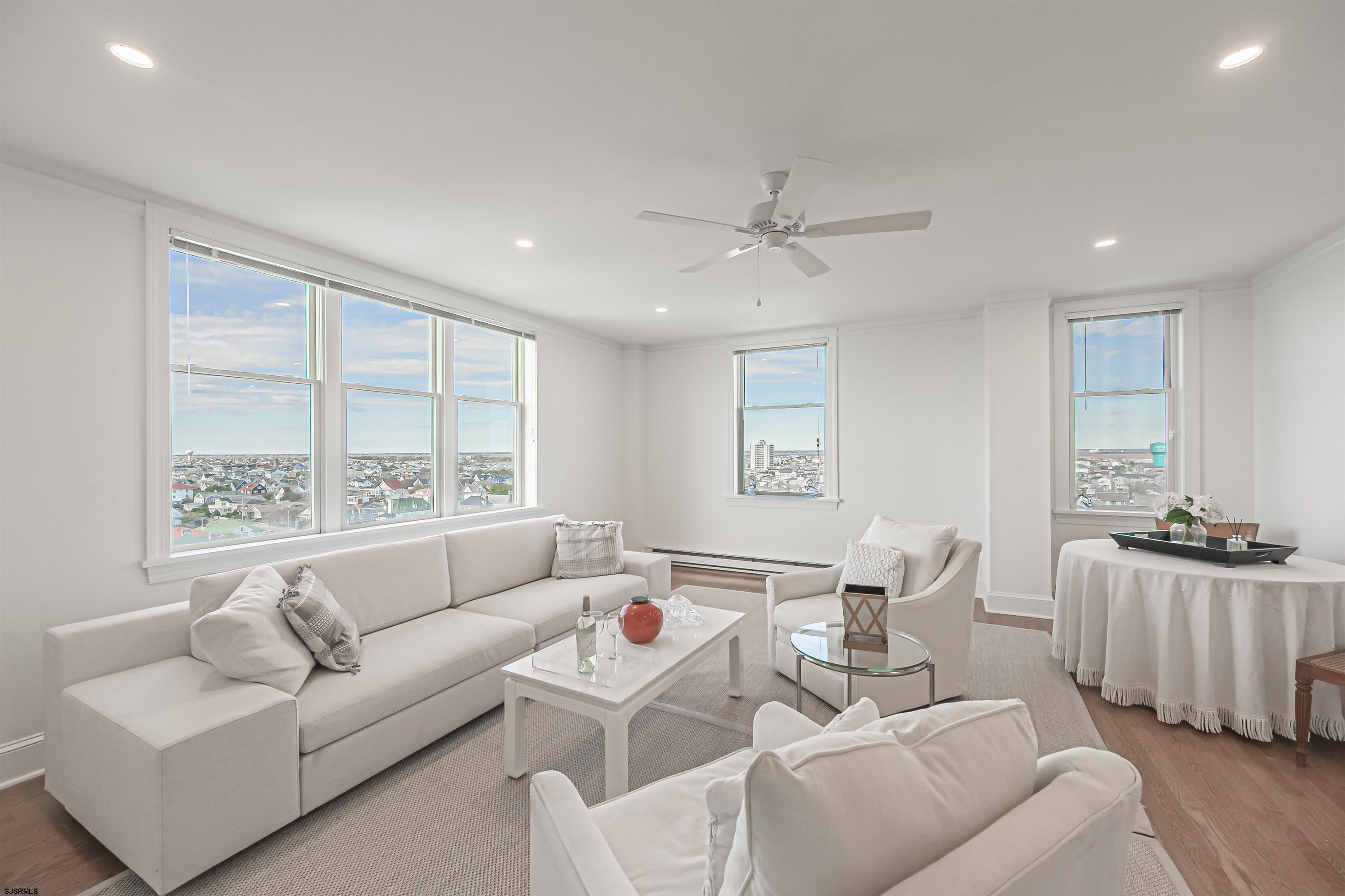 112 S Oxford Unit 904 Ave Unit: 904