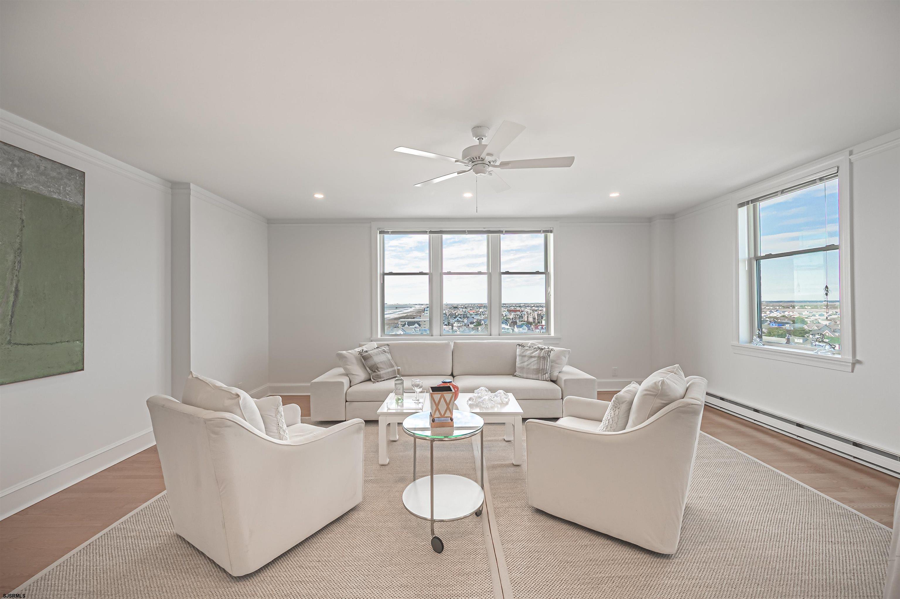 112 S Oxford Unit 904 Ave Unit: 904