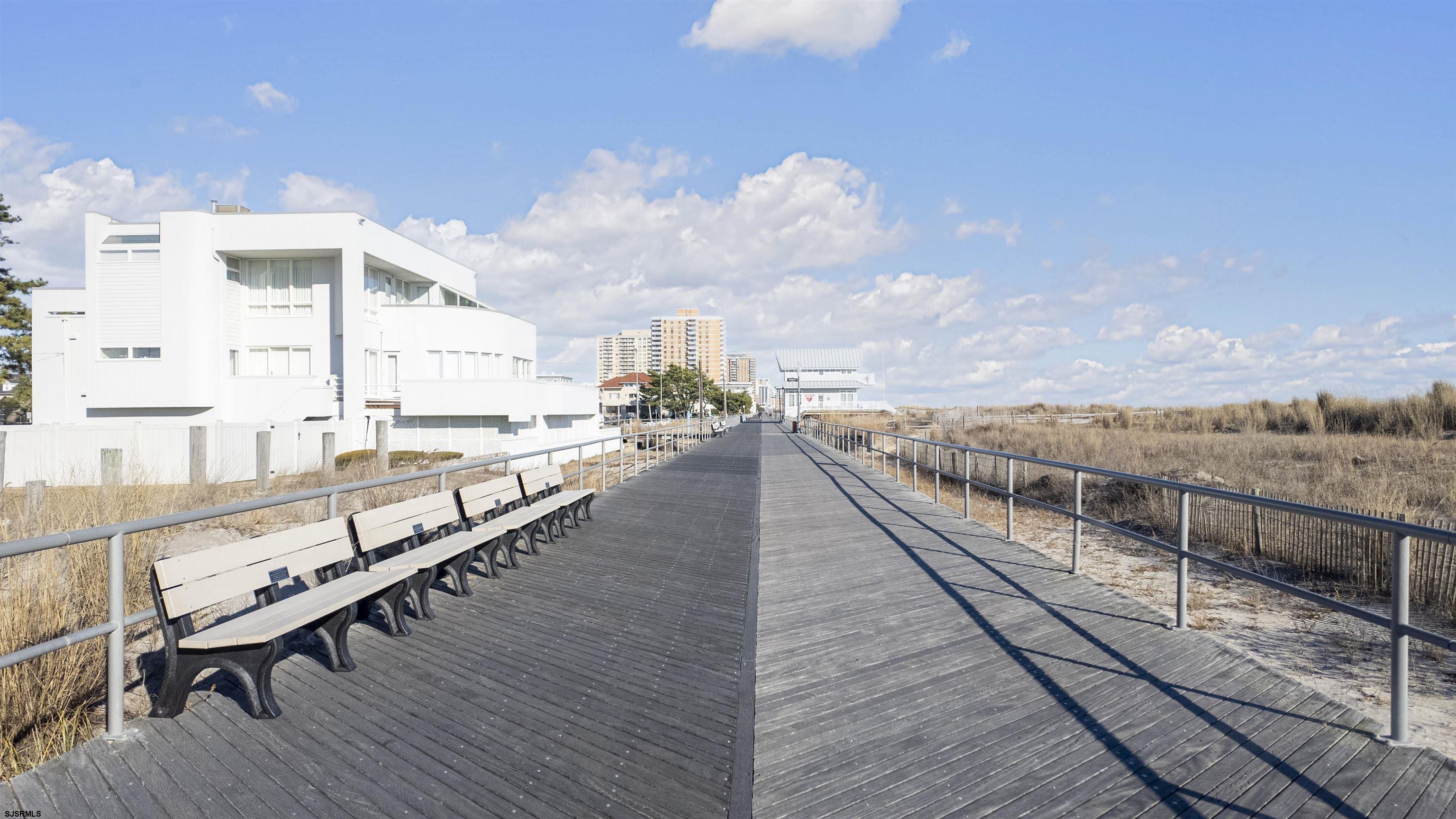 112 S Oxford Unit 904 Ave Unit: 904