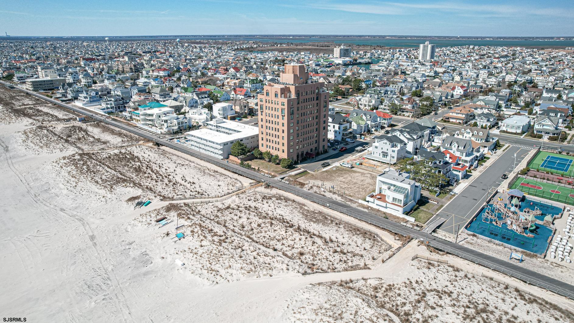 112 S Oxford Unit 904 Ave Unit: 904