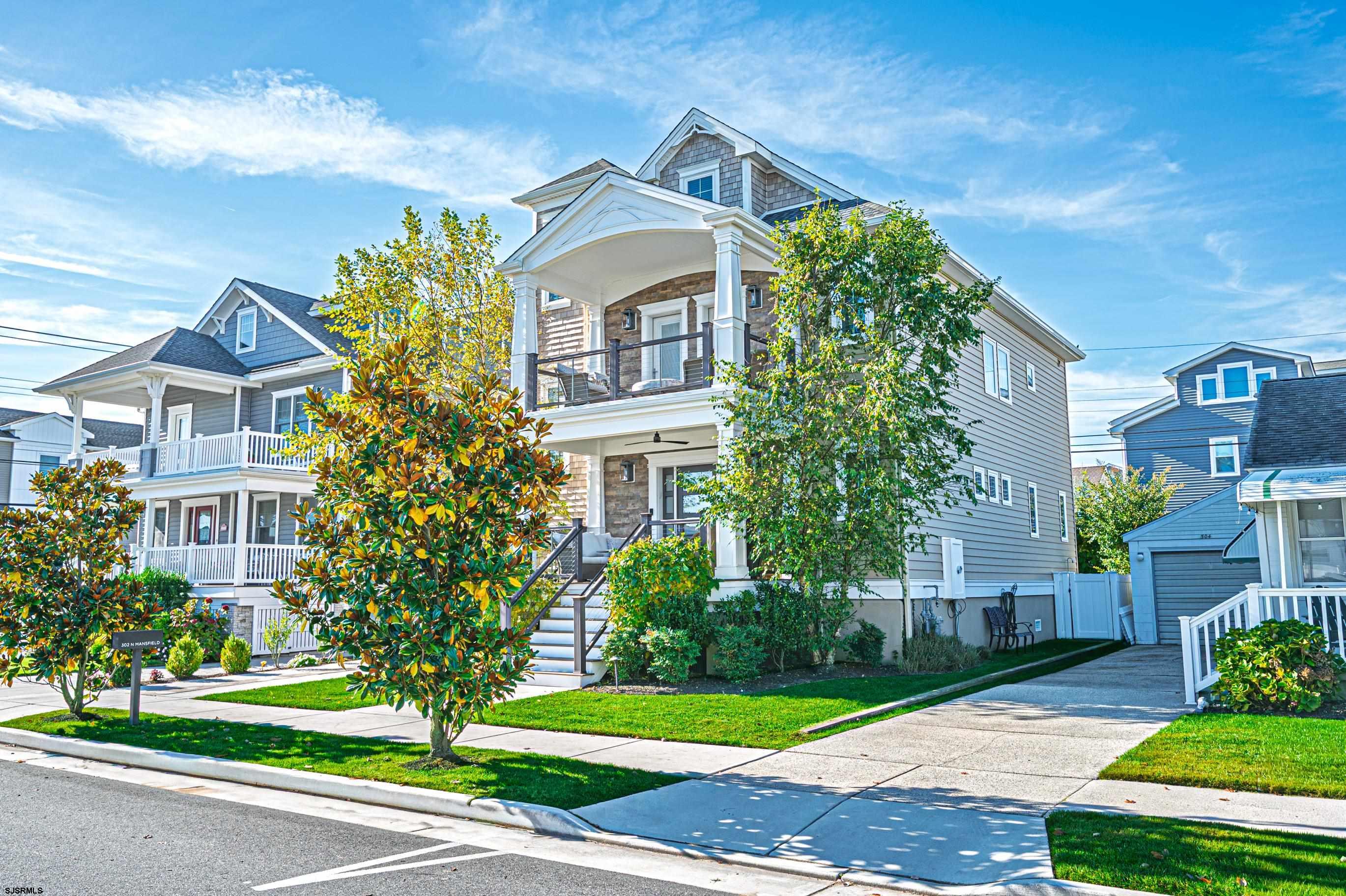 302 N Mansfield Ave